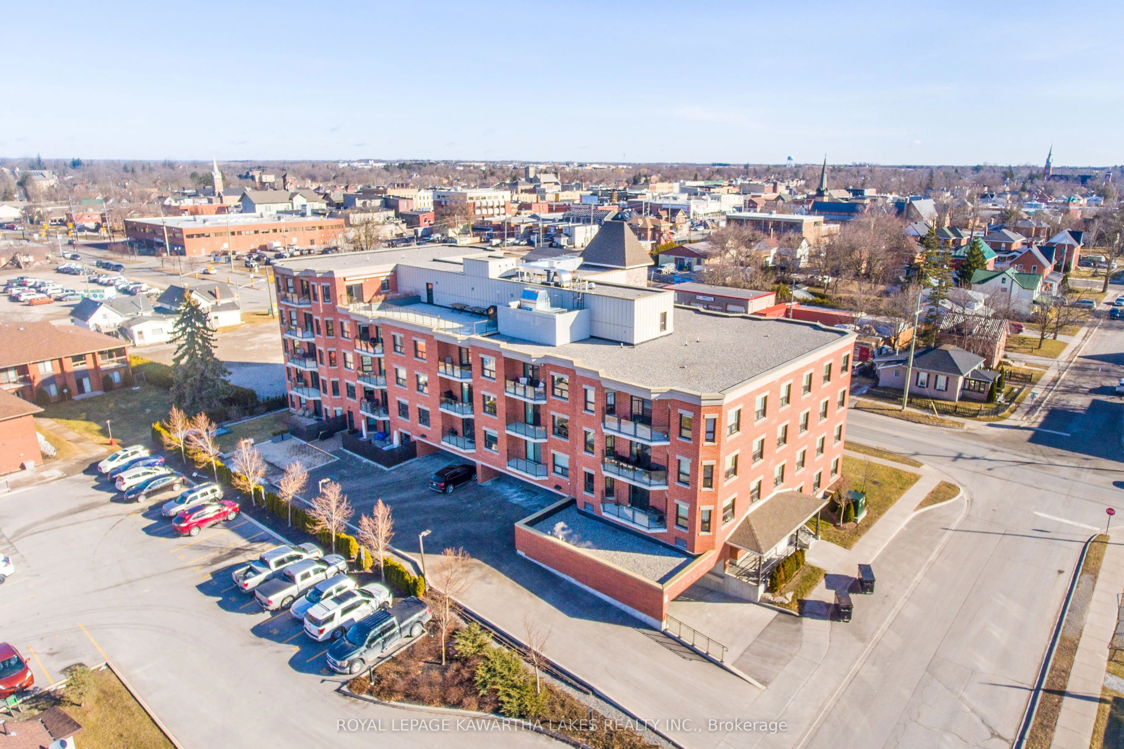 58 Glenelg Street W #103