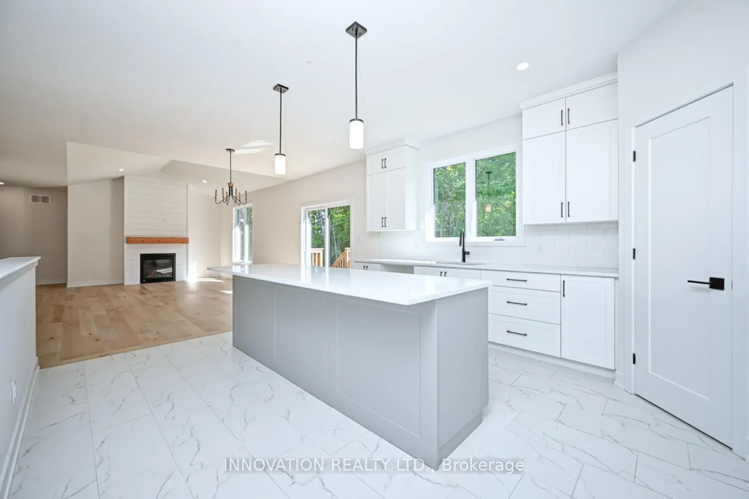 3249 Elizabeth Street
