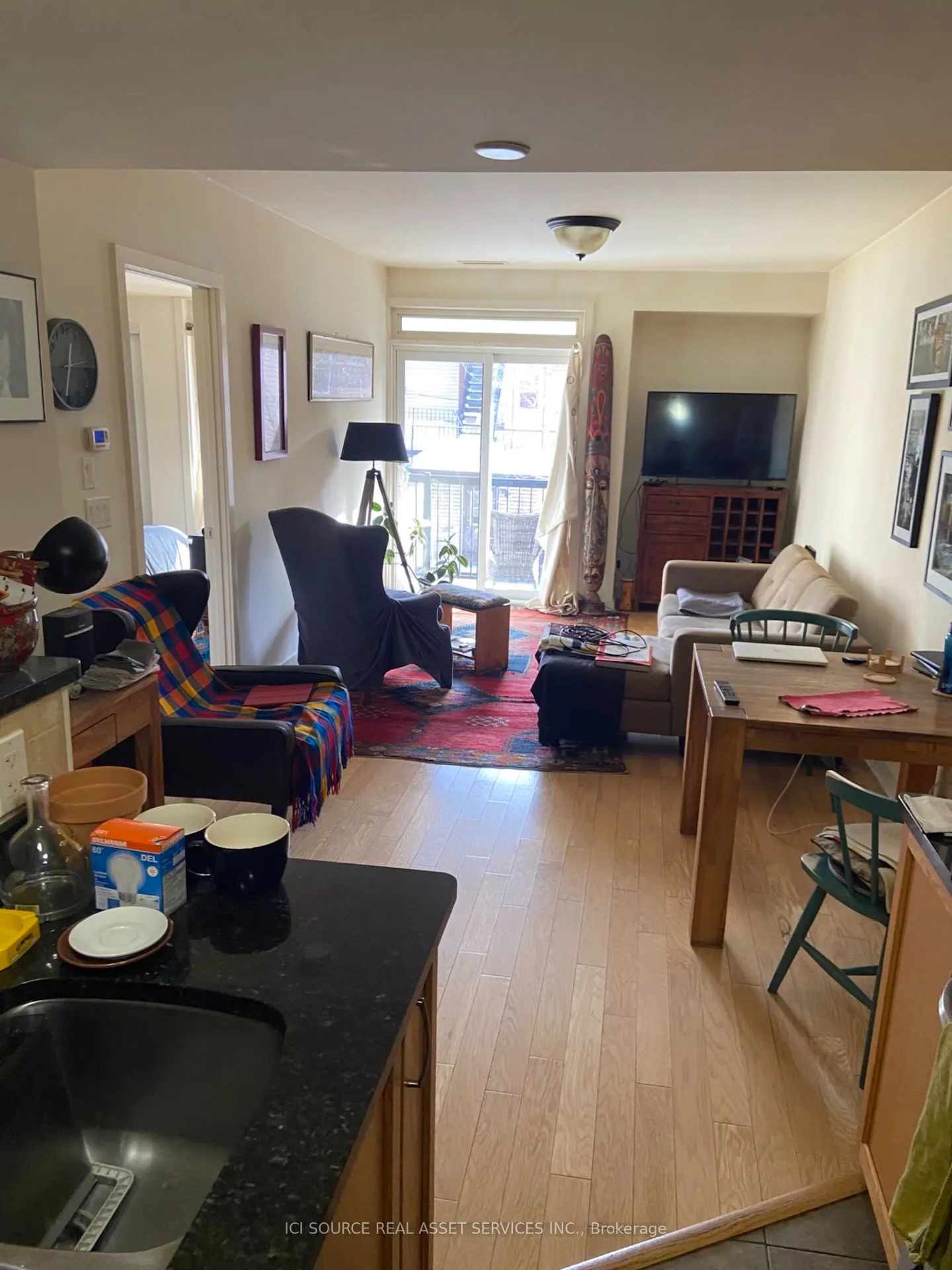 456 King Edward Avenue #306