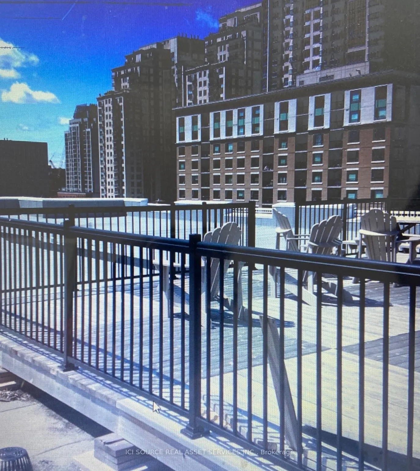 456 King Edward Avenue #306