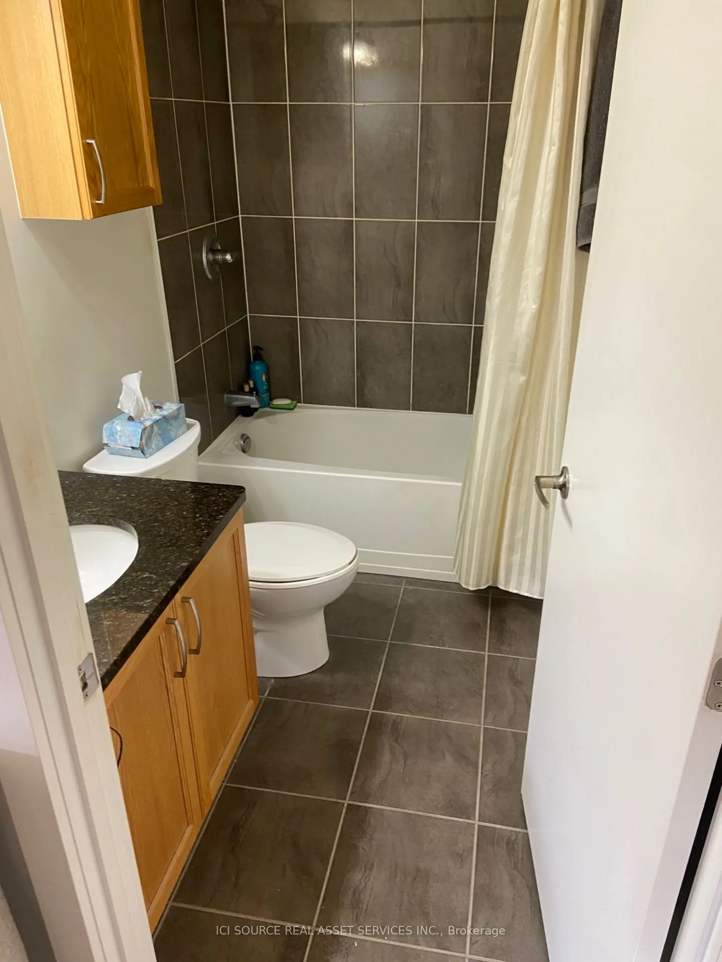 456 King Edward Avenue #306