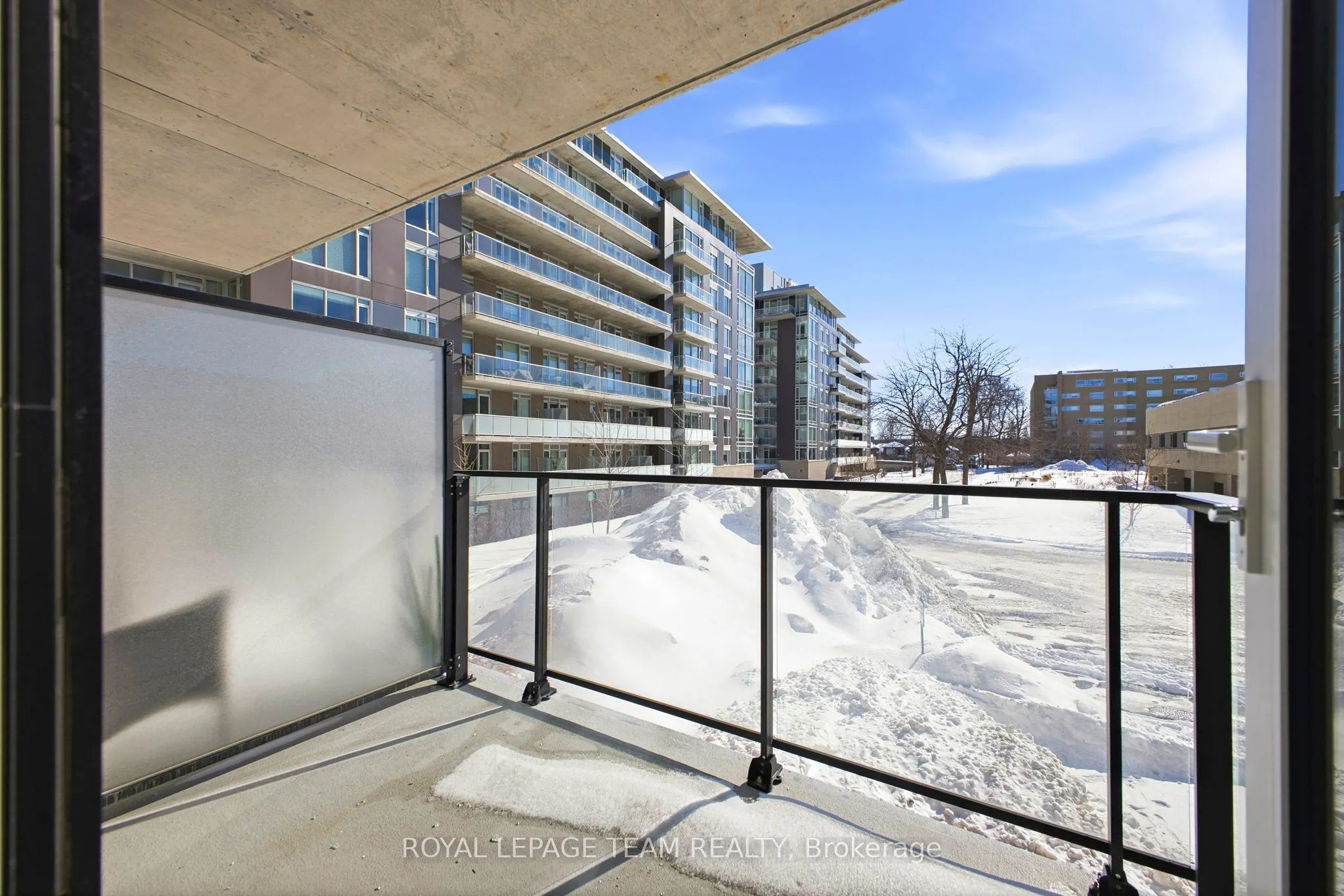 360 Deschatelets Avenue E #209