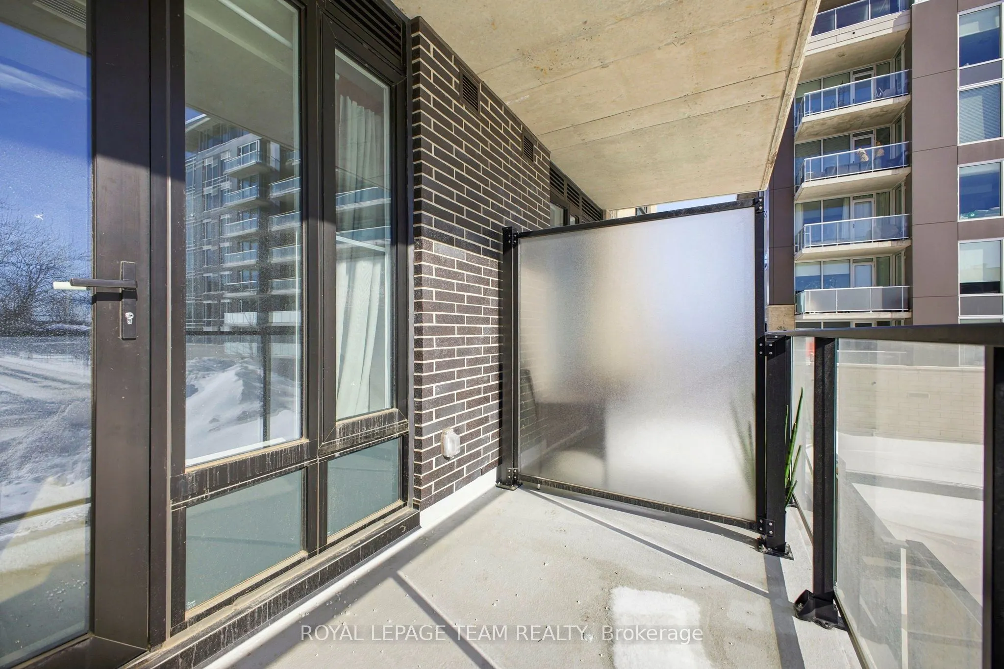 360 Deschatelets Avenue E #209