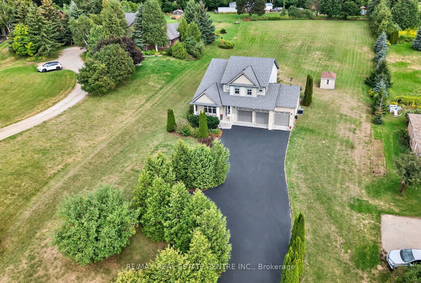 37 Woodland Drive