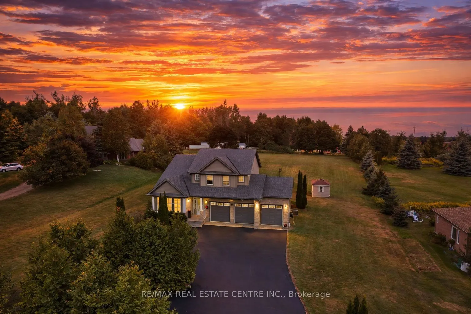 37 Woodland Drive