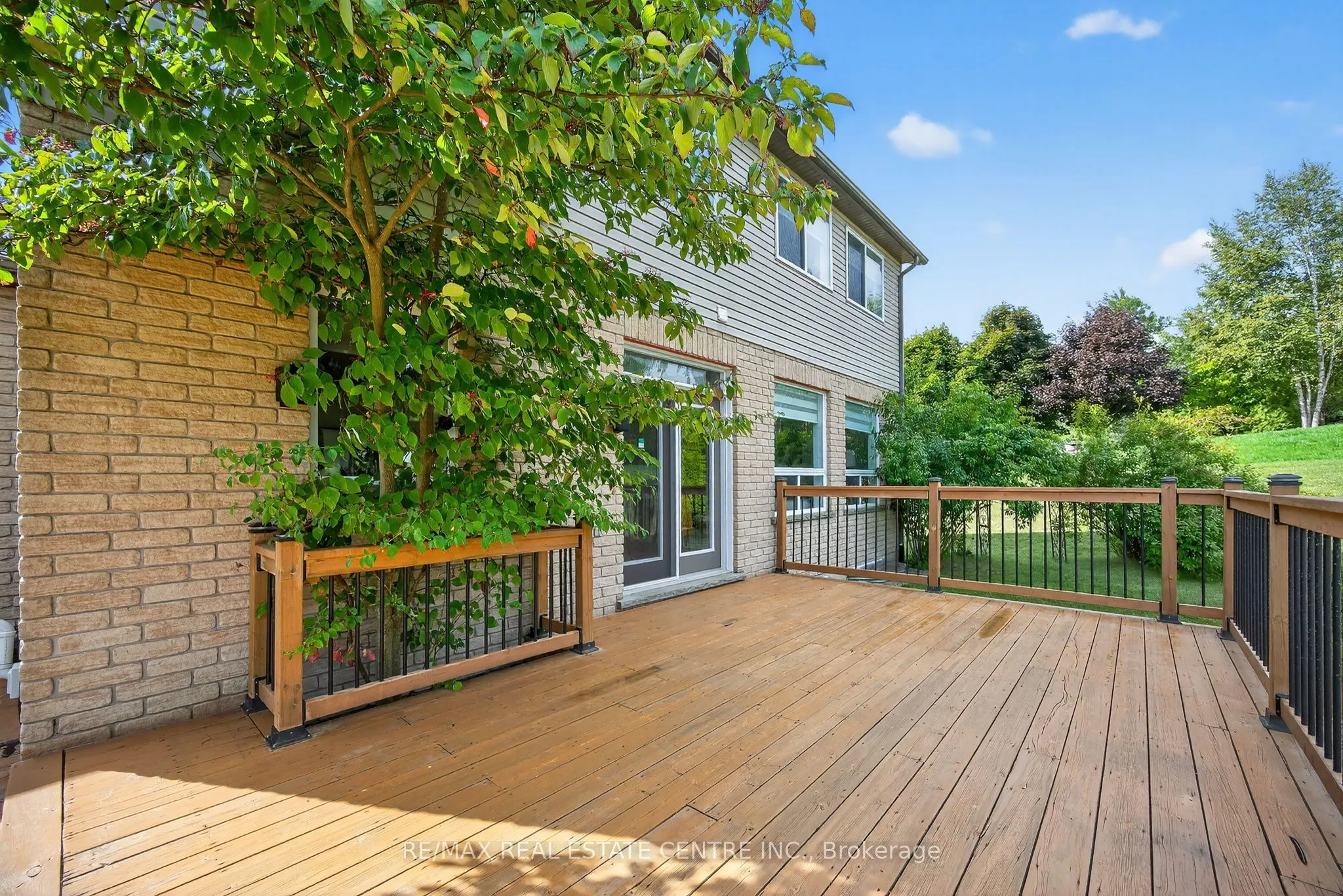 37 Woodland Drive