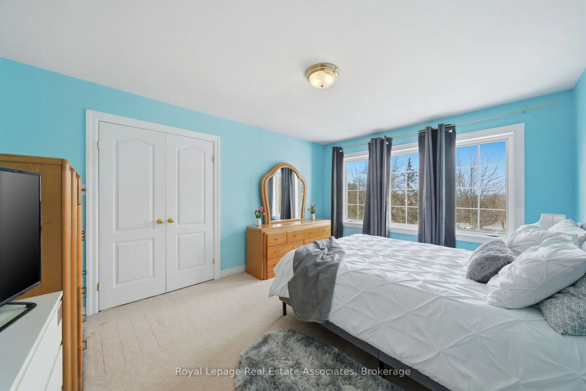 86 Ridge Road E