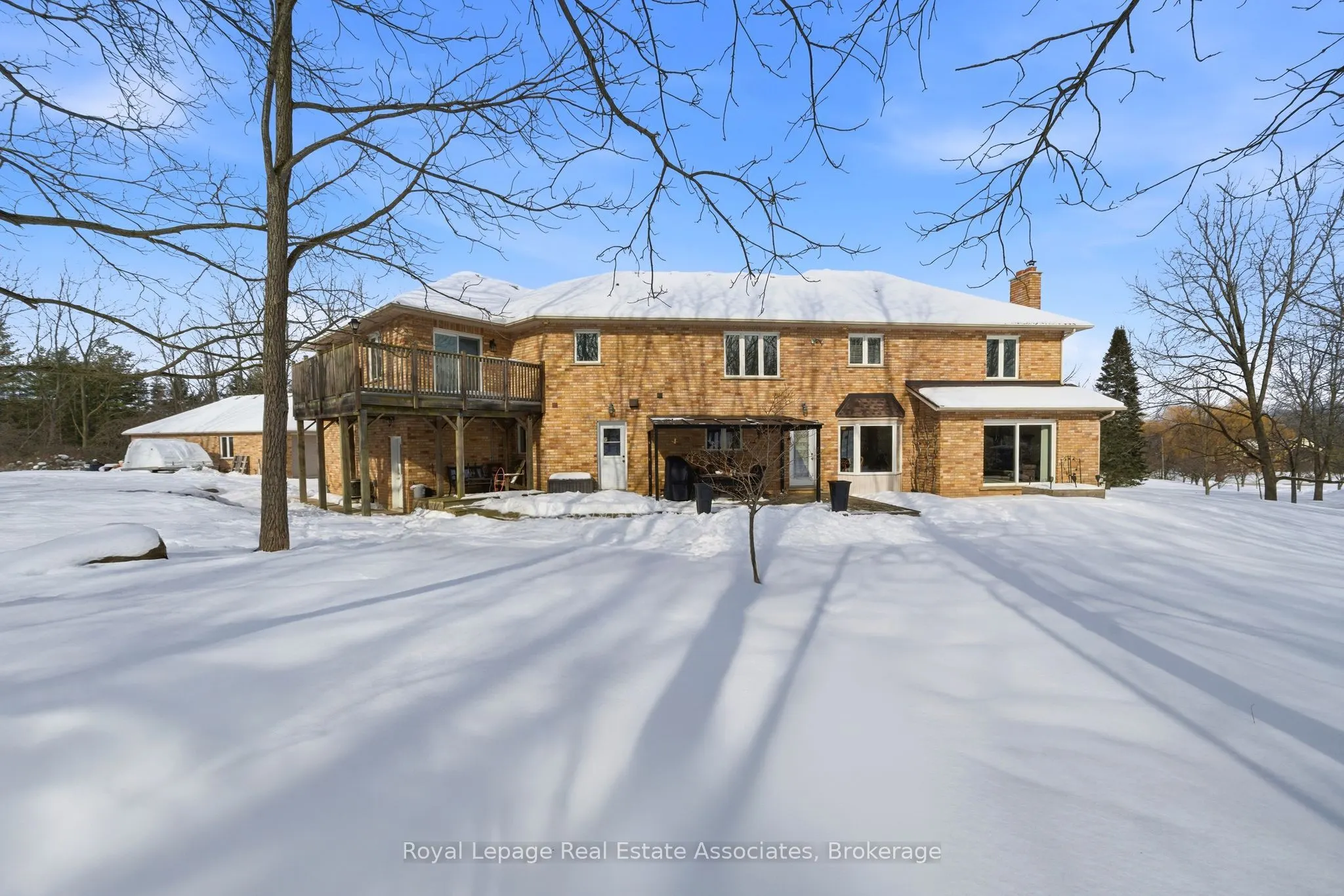86 Ridge Road E