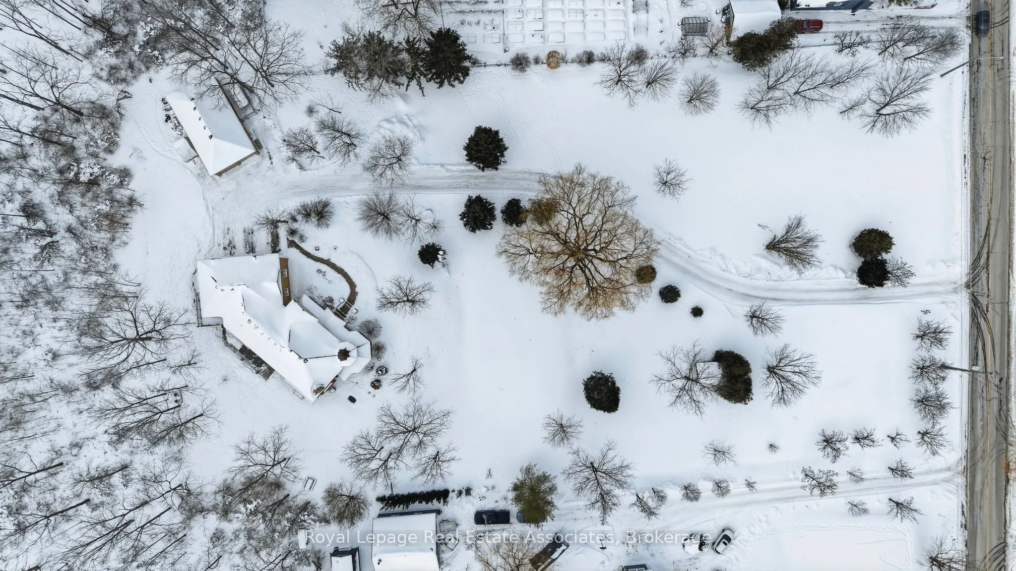 86 Ridge Road E