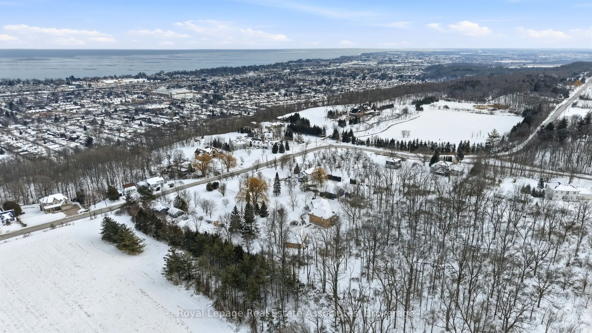 86 Ridge Road E