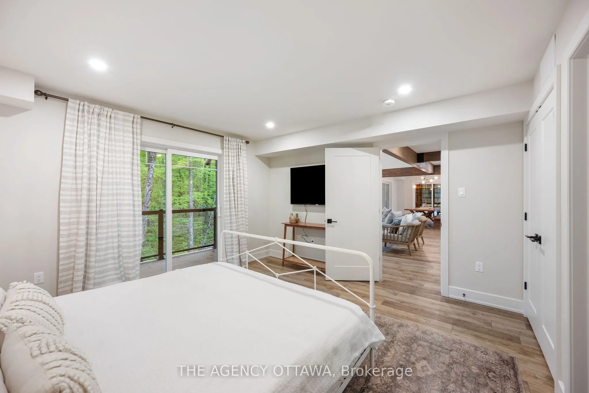 36 Crestview Drive