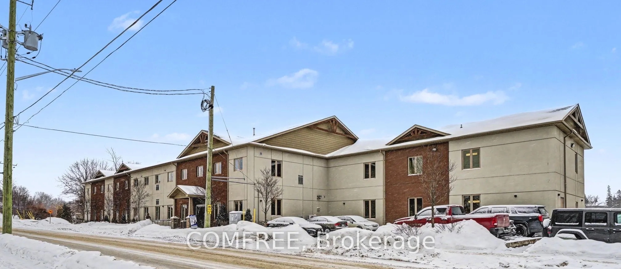 25 King Street #204
