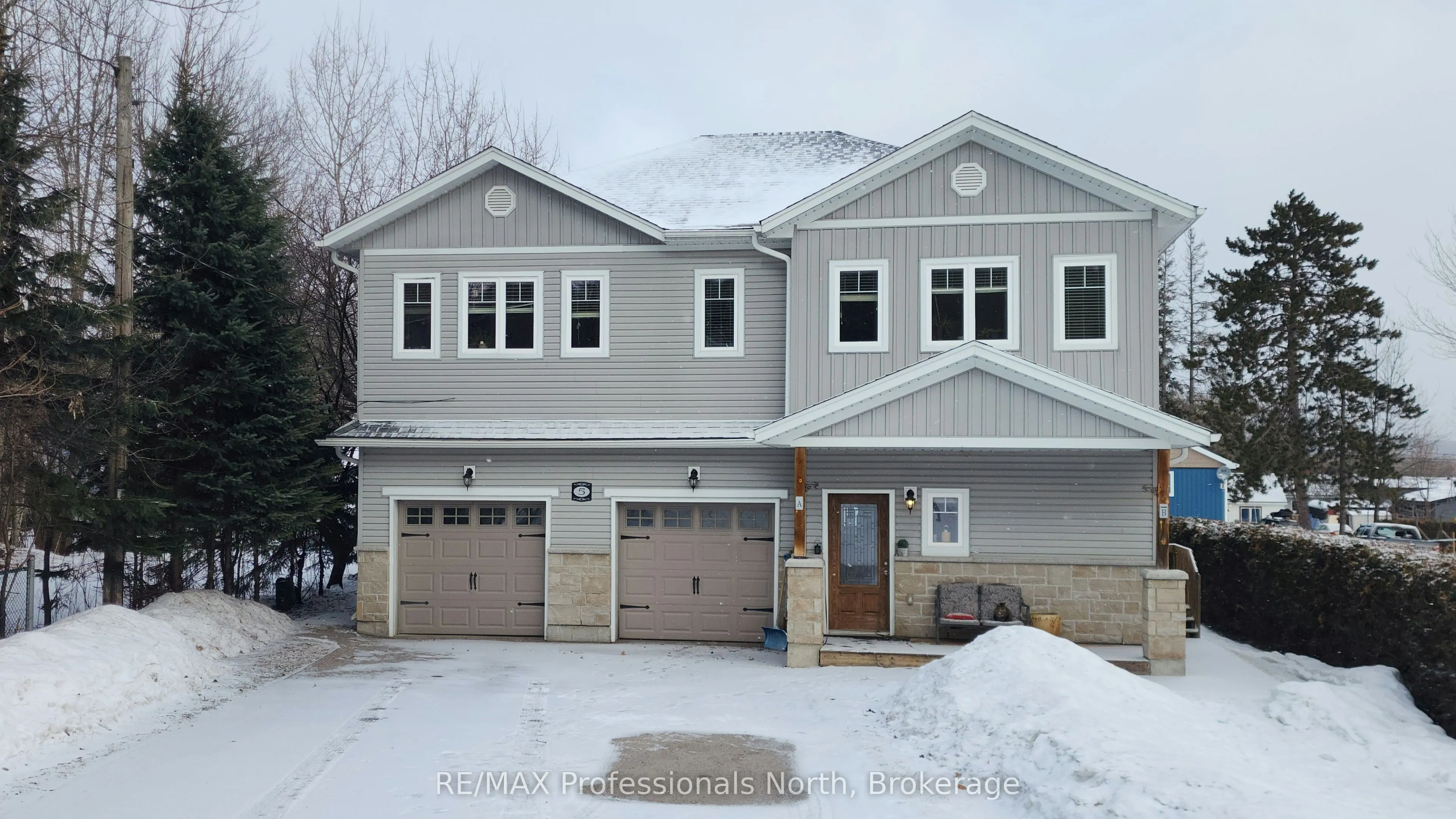 5 Greaves Avenue