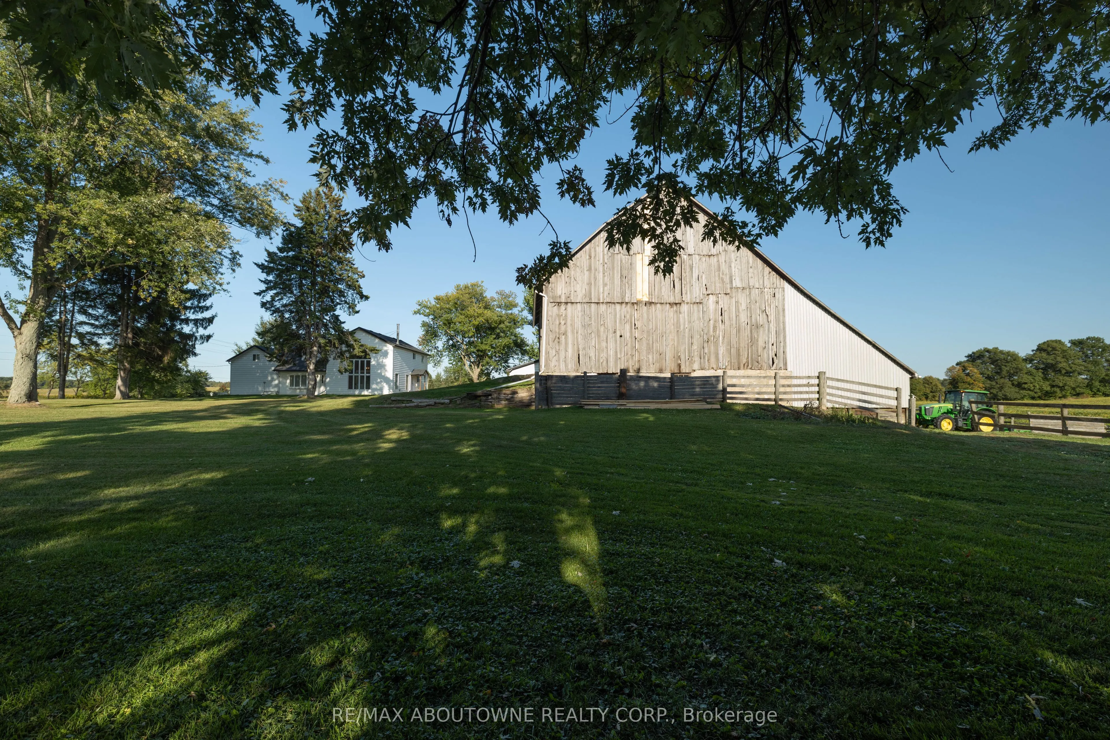 3276 Governors Road