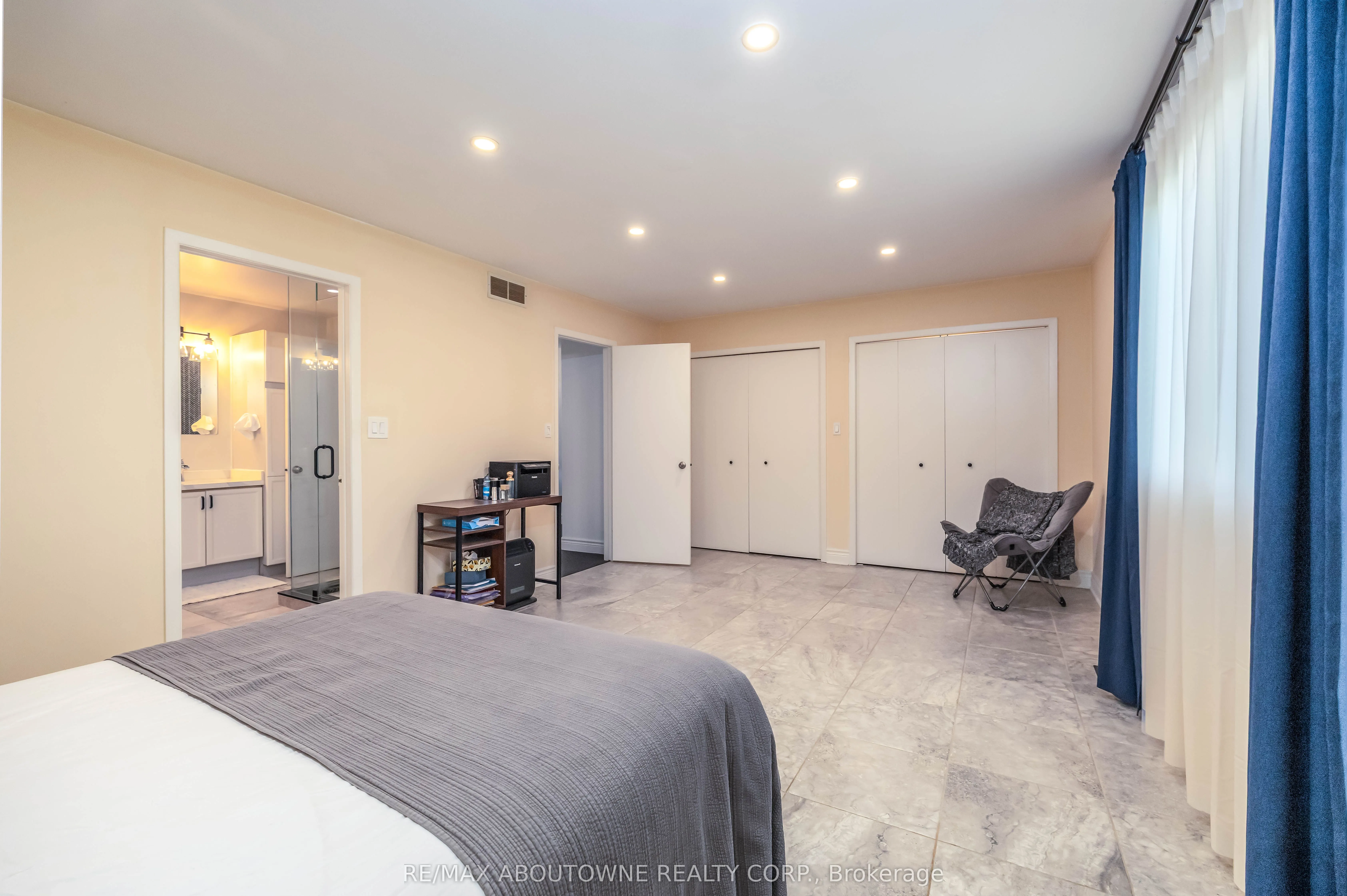 3276 Governors Road