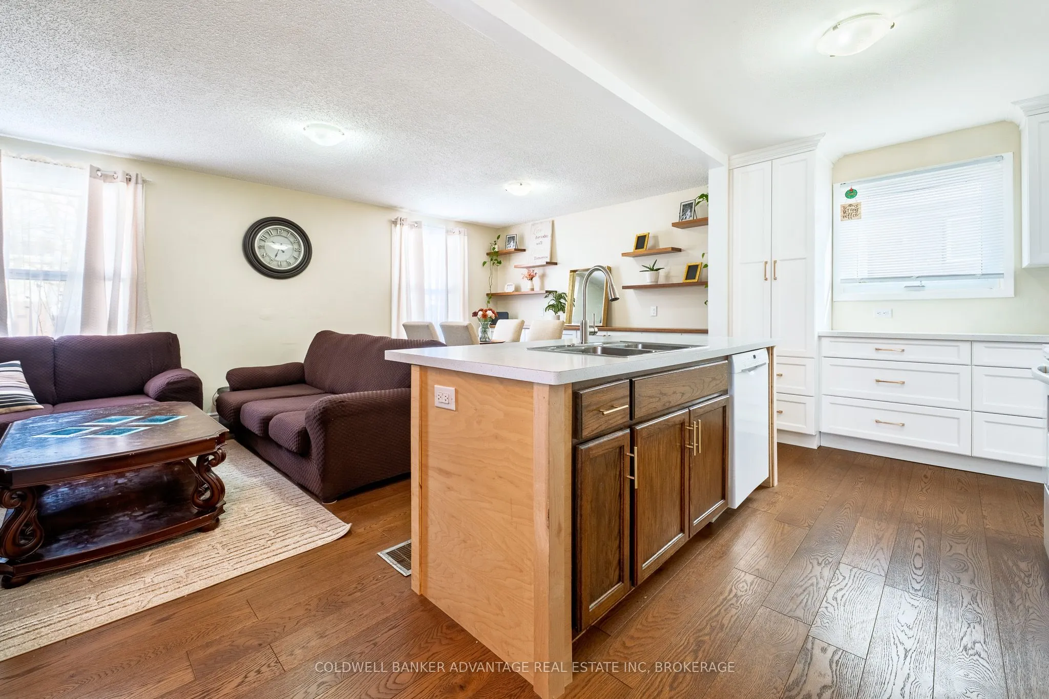 25 Newleaf Crescent