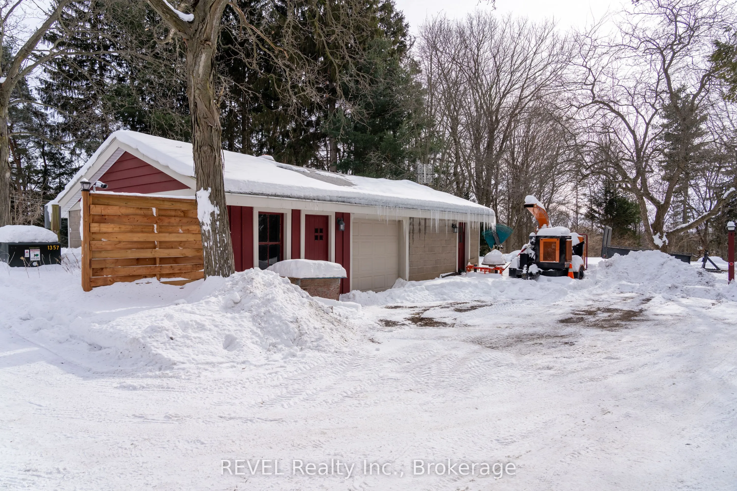 573 CANBORO Road