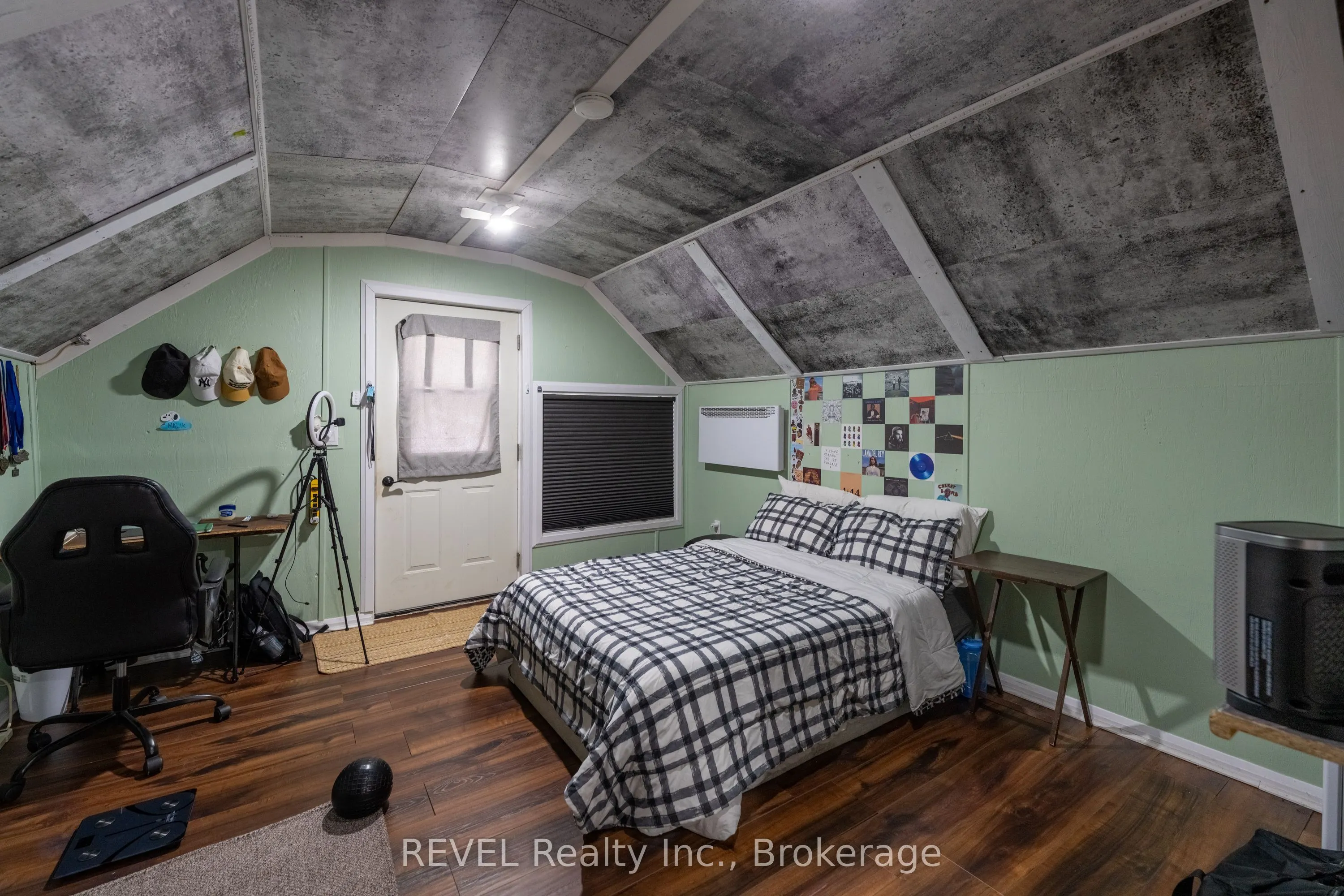 573 CANBORO Road
