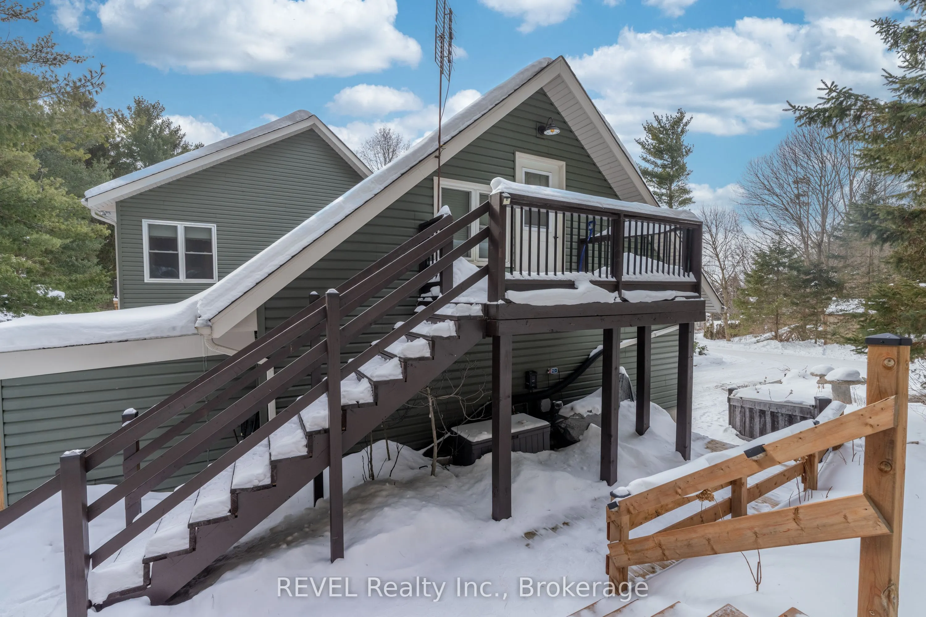 573 CANBORO Road