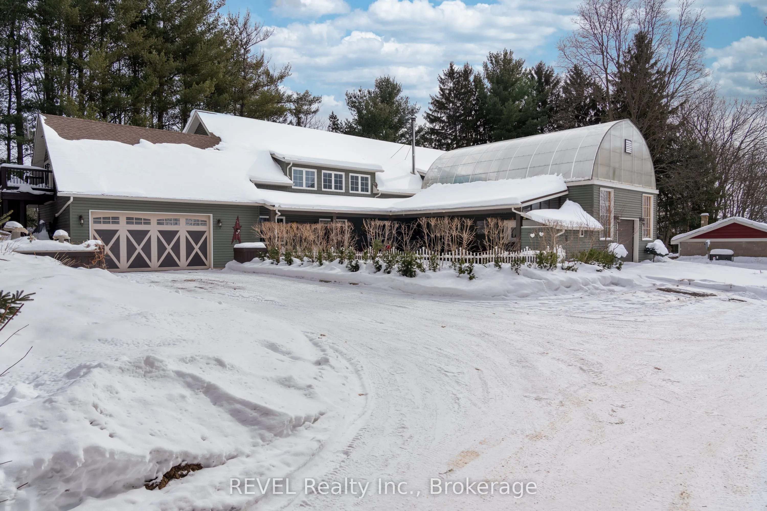 573 CANBORO Road