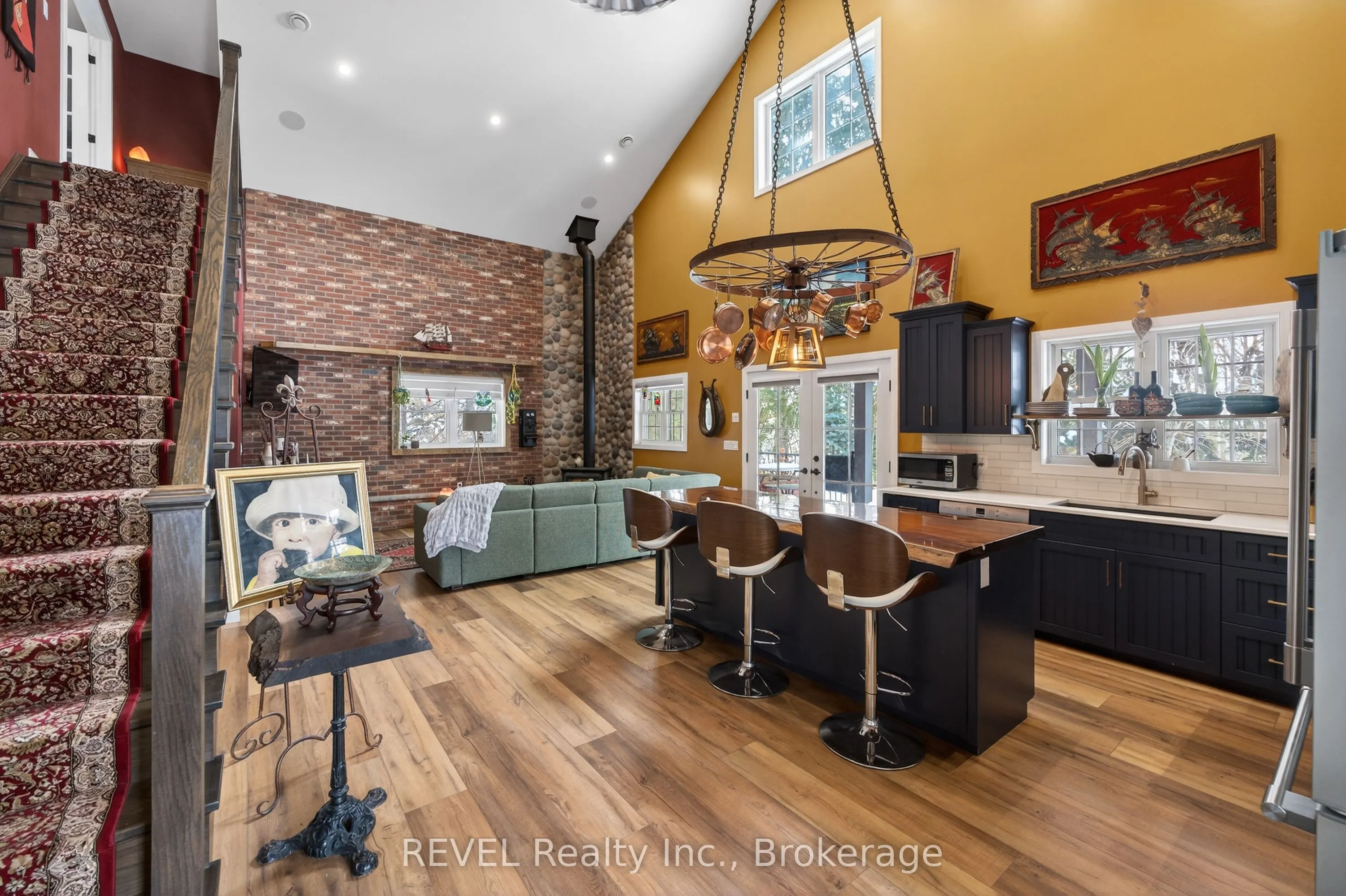 573 CANBORO Road