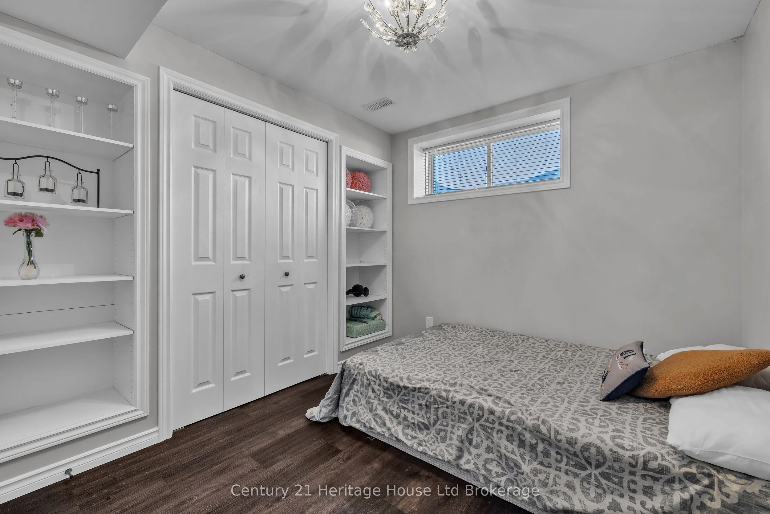 97 Beech Boulevard
