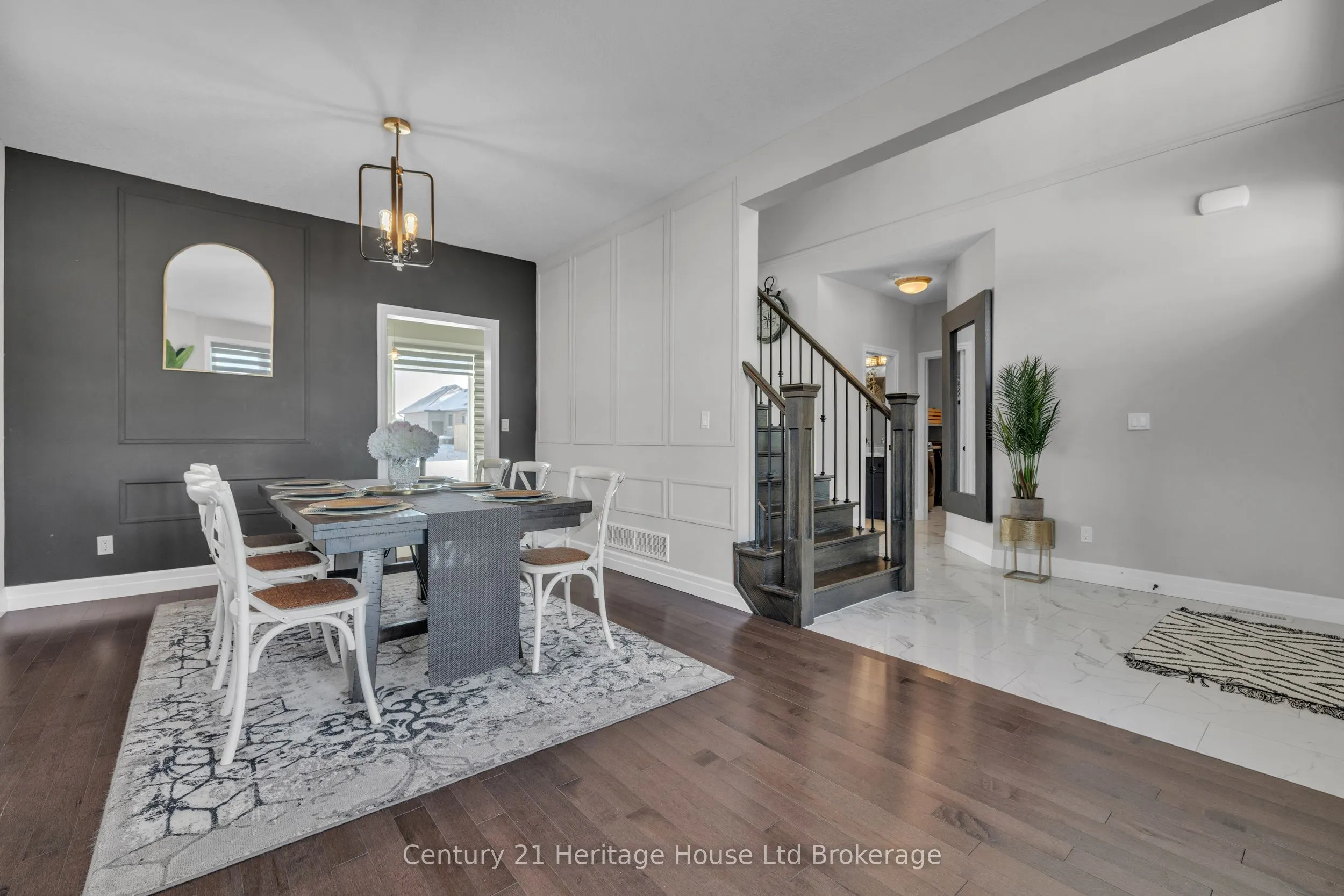 97 Beech Boulevard