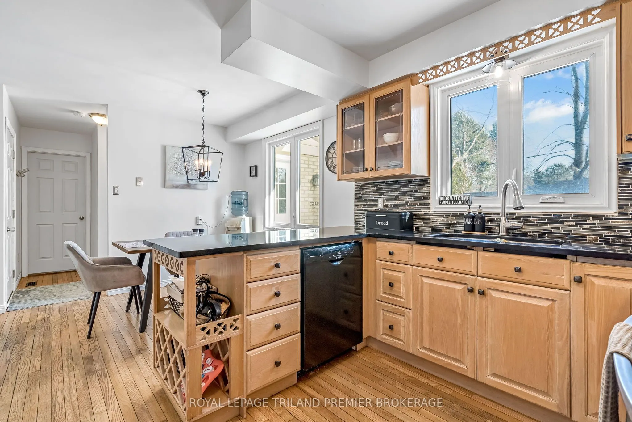 31 Foxcroft Crescent