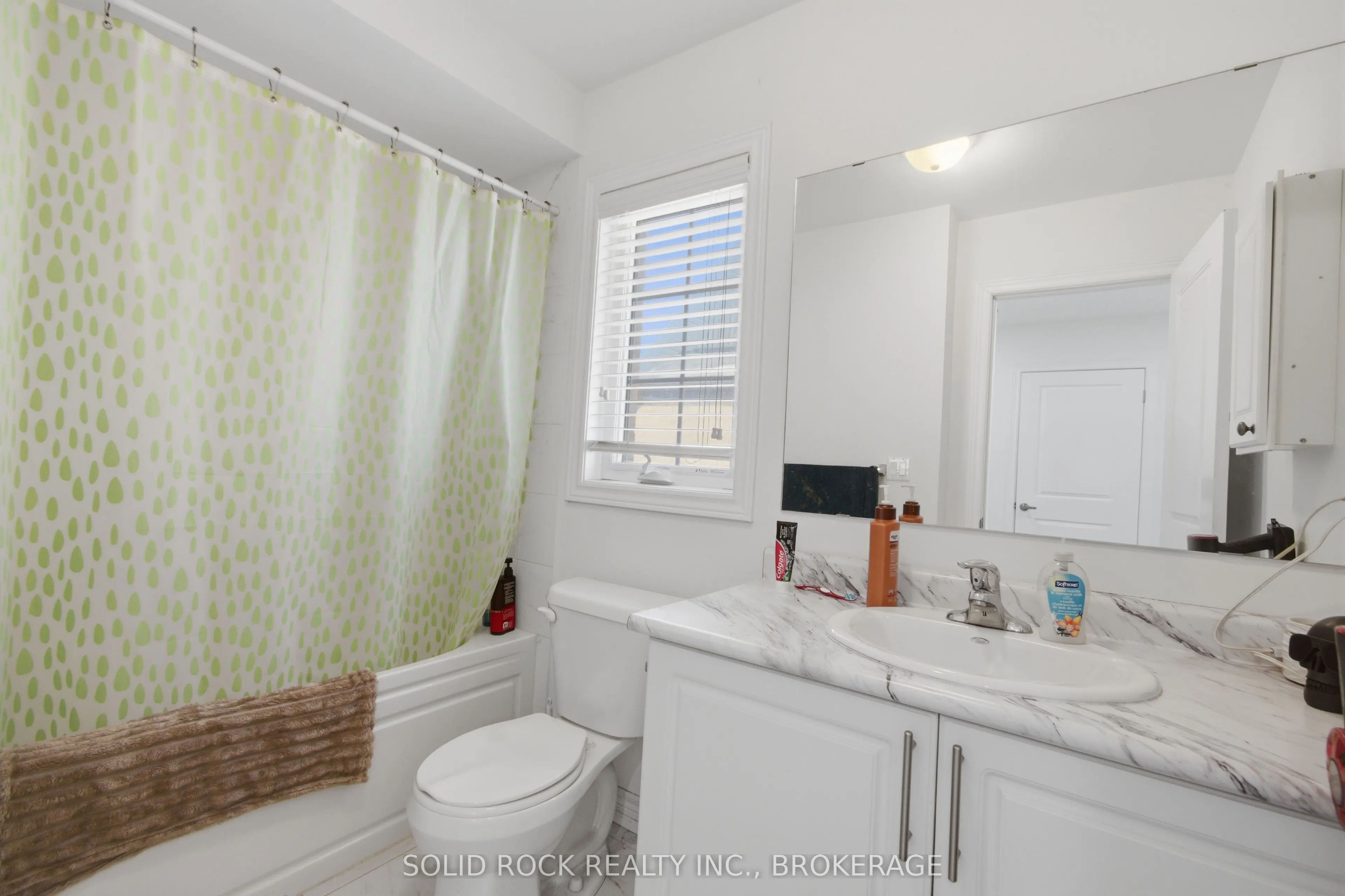 37 Summer Breeze Drive