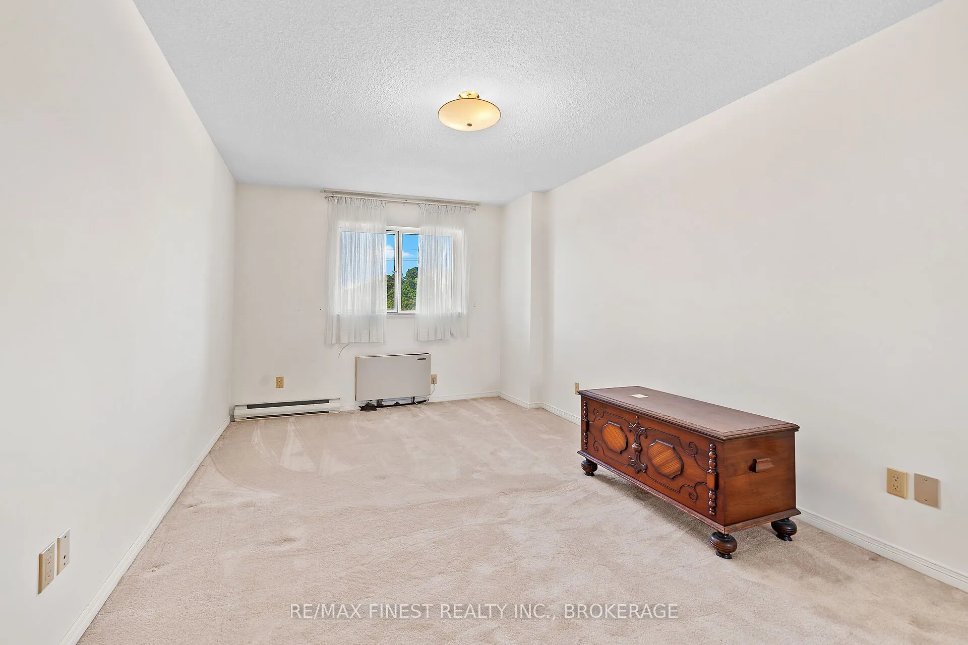 1000 King Street W #302