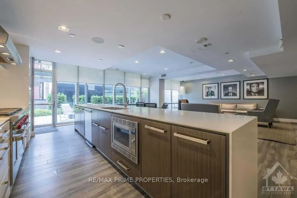 300 Lisgar Street #506