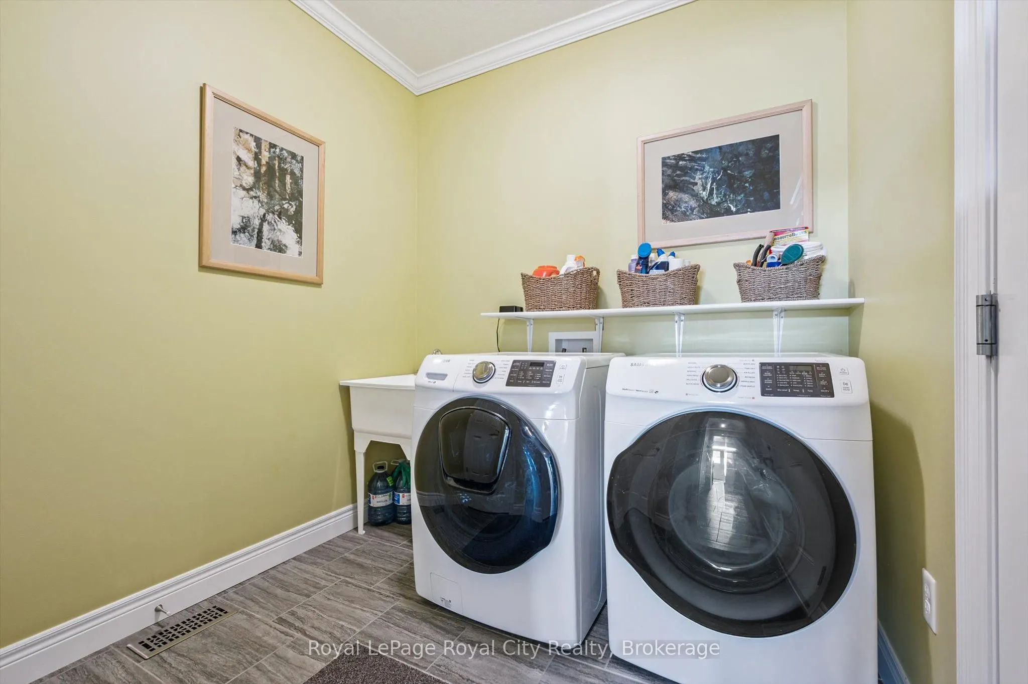 39 Kay Crescent #1