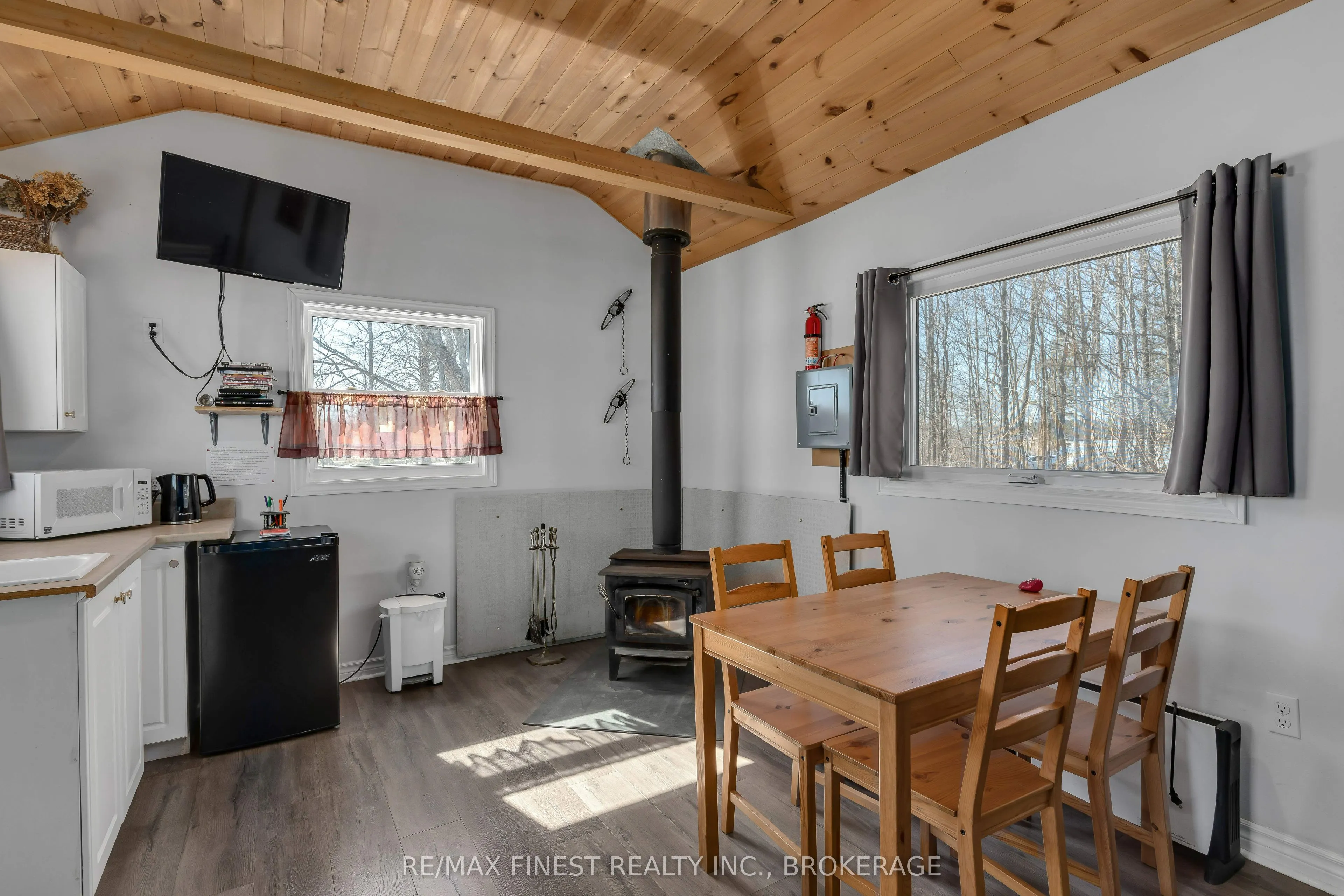 3855 Hideaway Lane