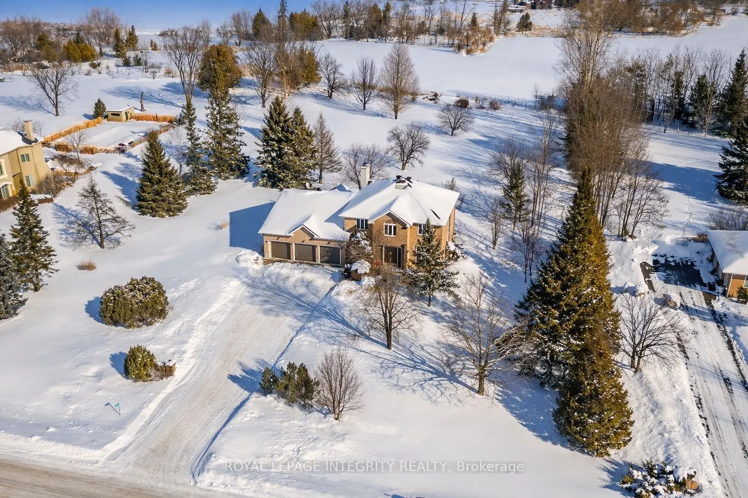 6 Marchbrook Circle