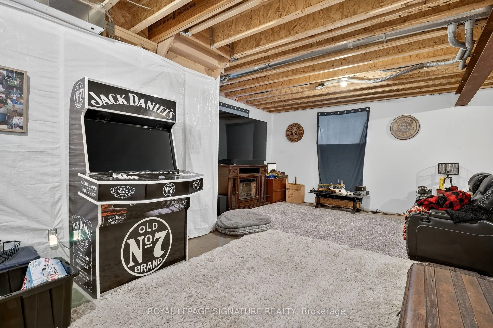 297 Whiting Street #11
