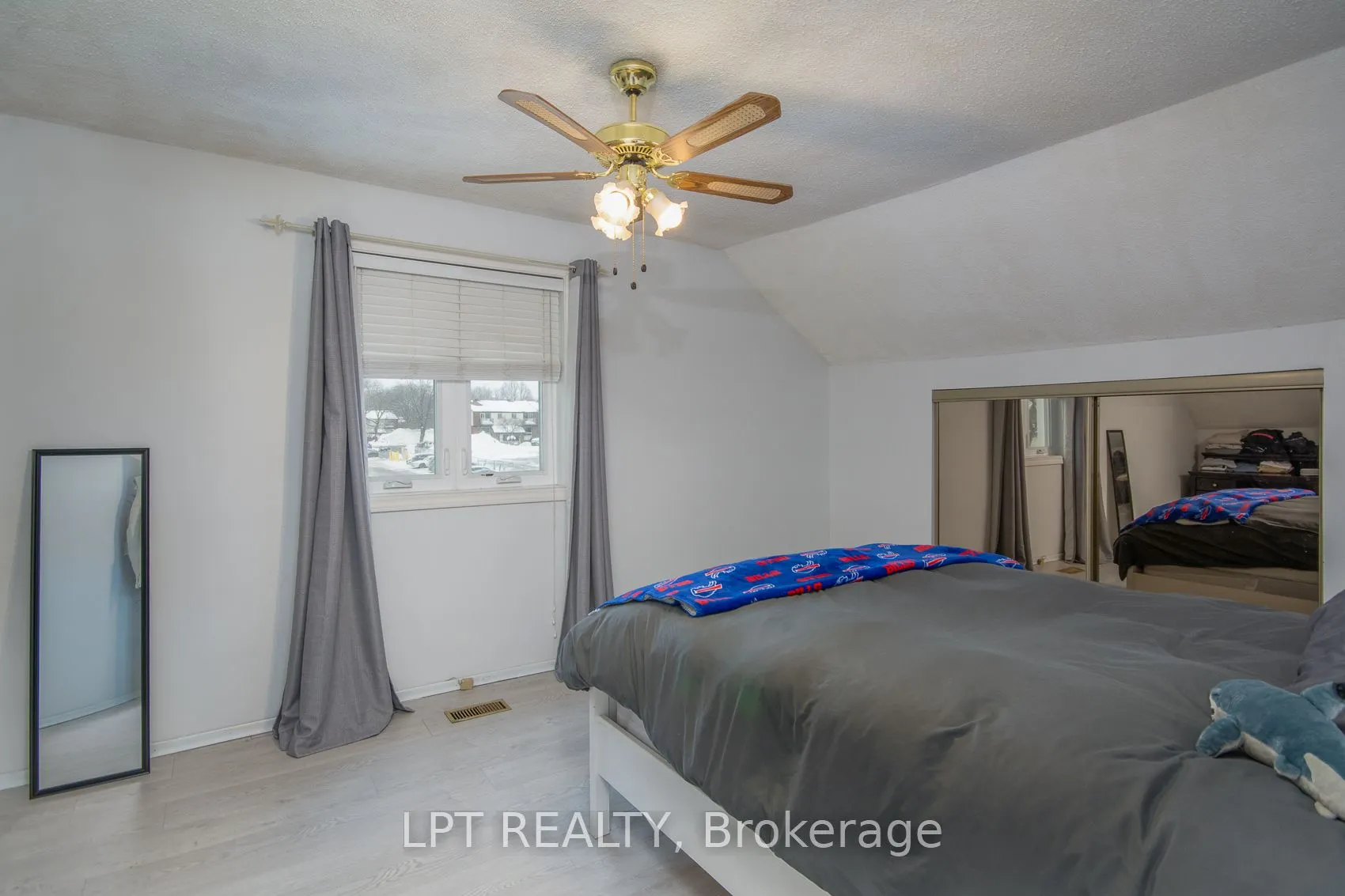 412 Montreal Road