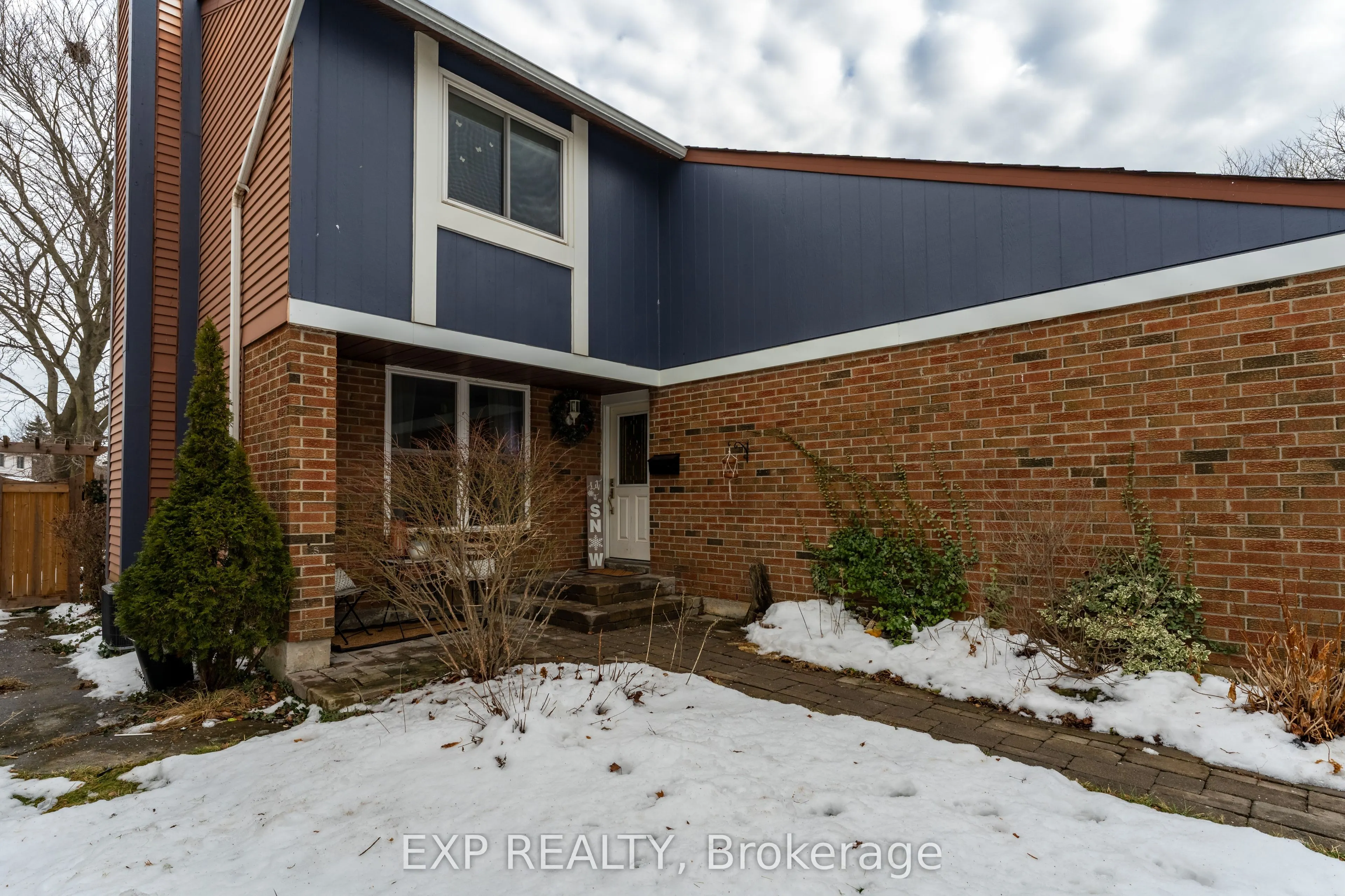 17 Glaceport Avenue