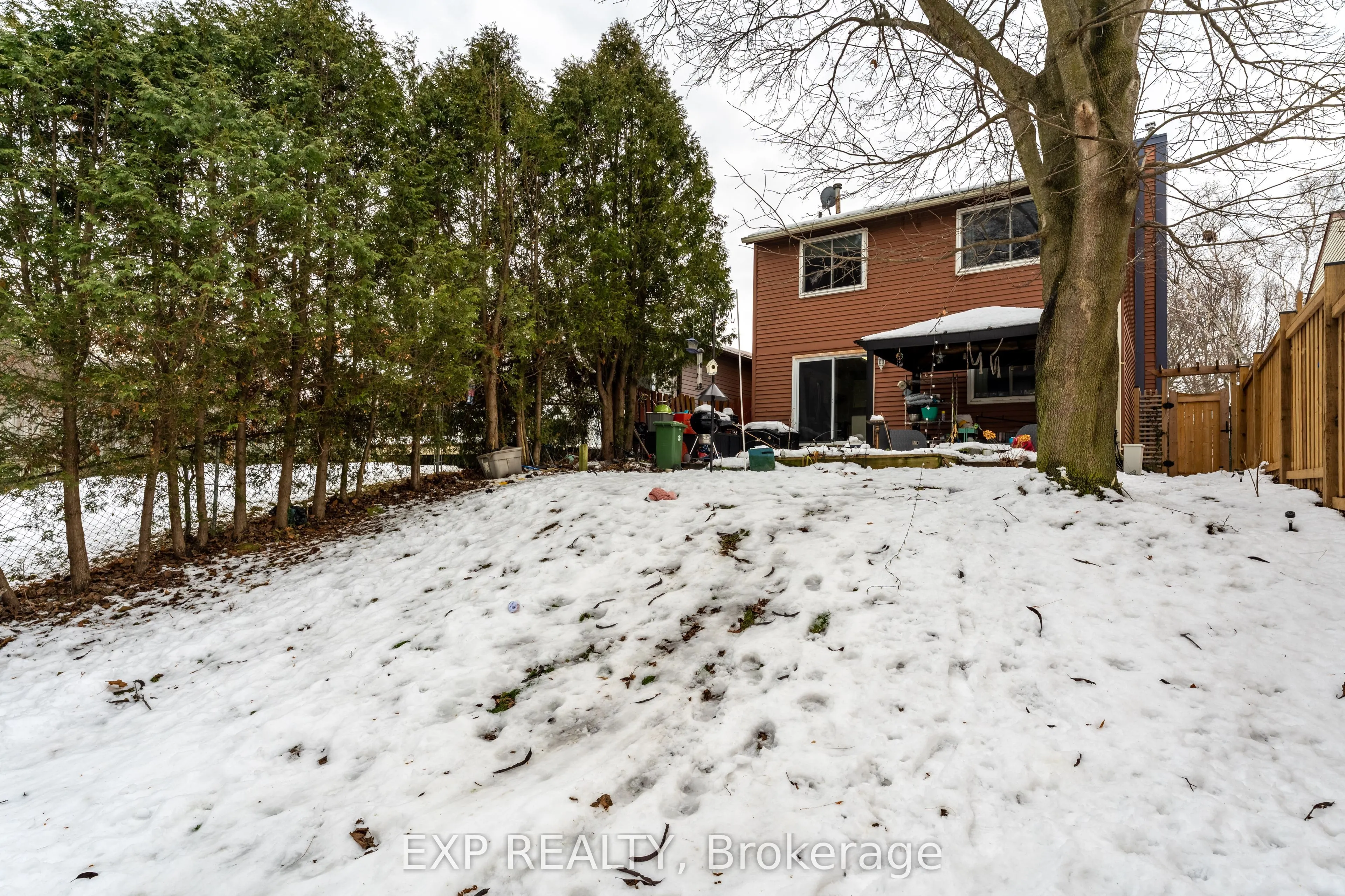 17 Glaceport Avenue