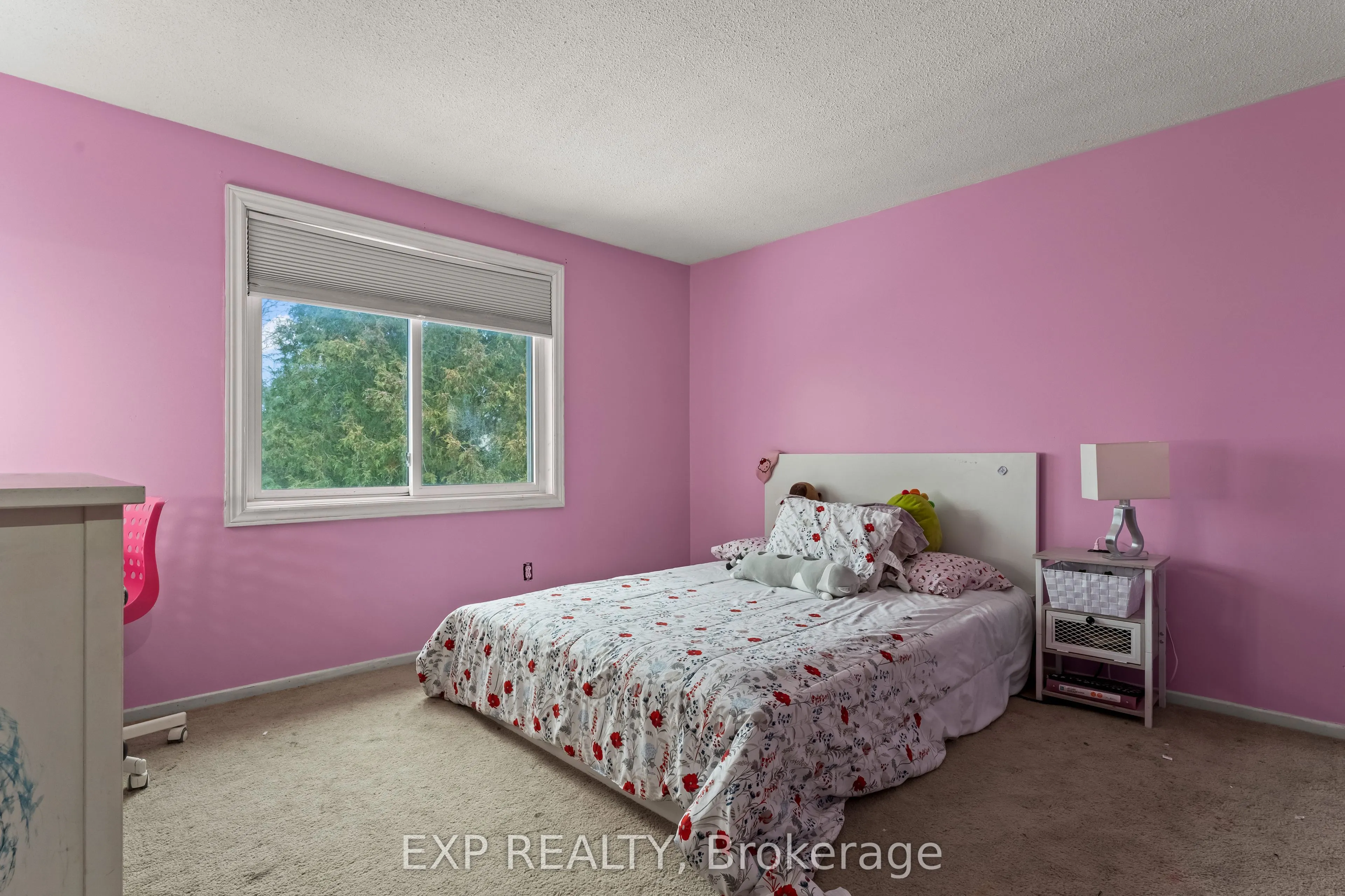 17 Glaceport Avenue