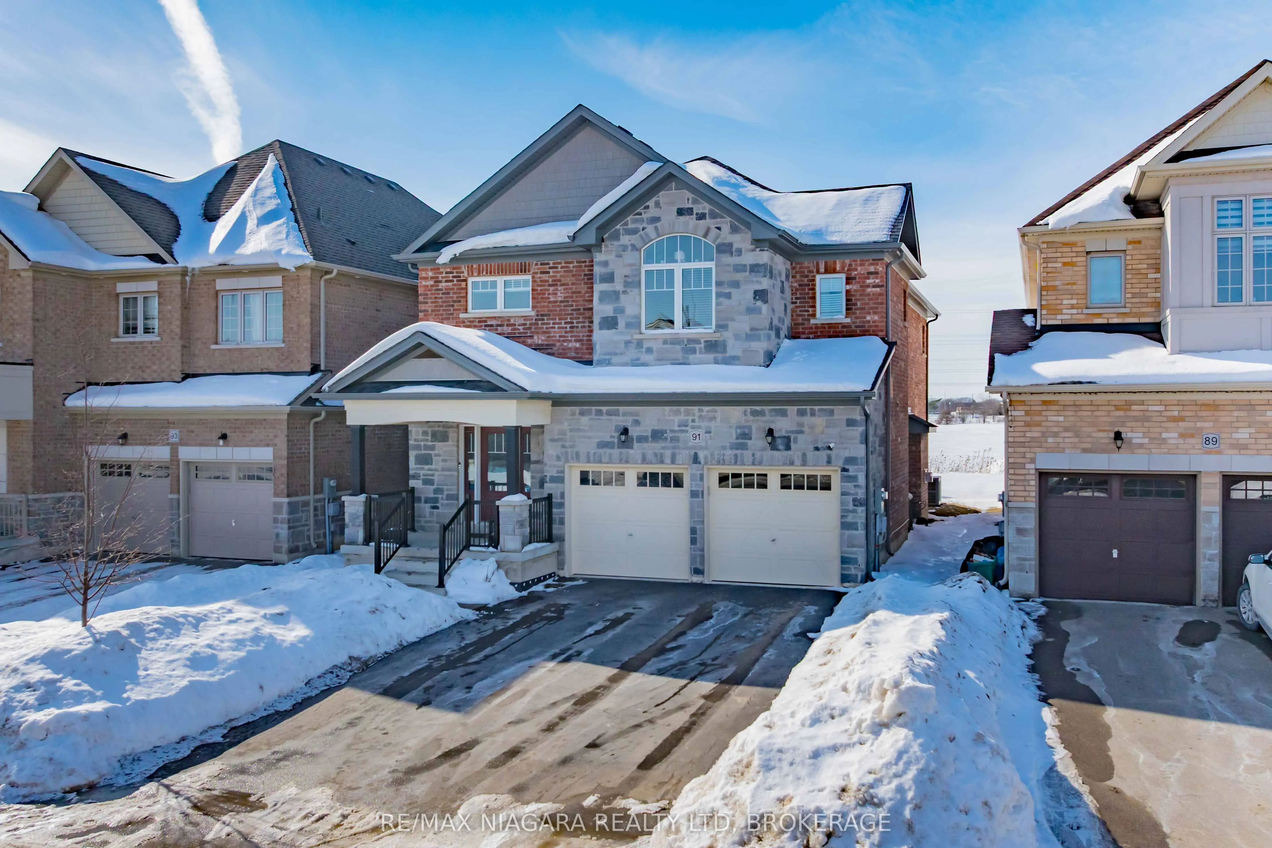 91 Homestead Way