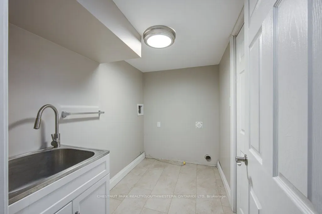 243 King Street E