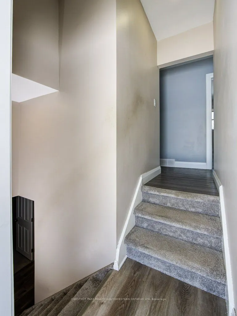 243 King Street E