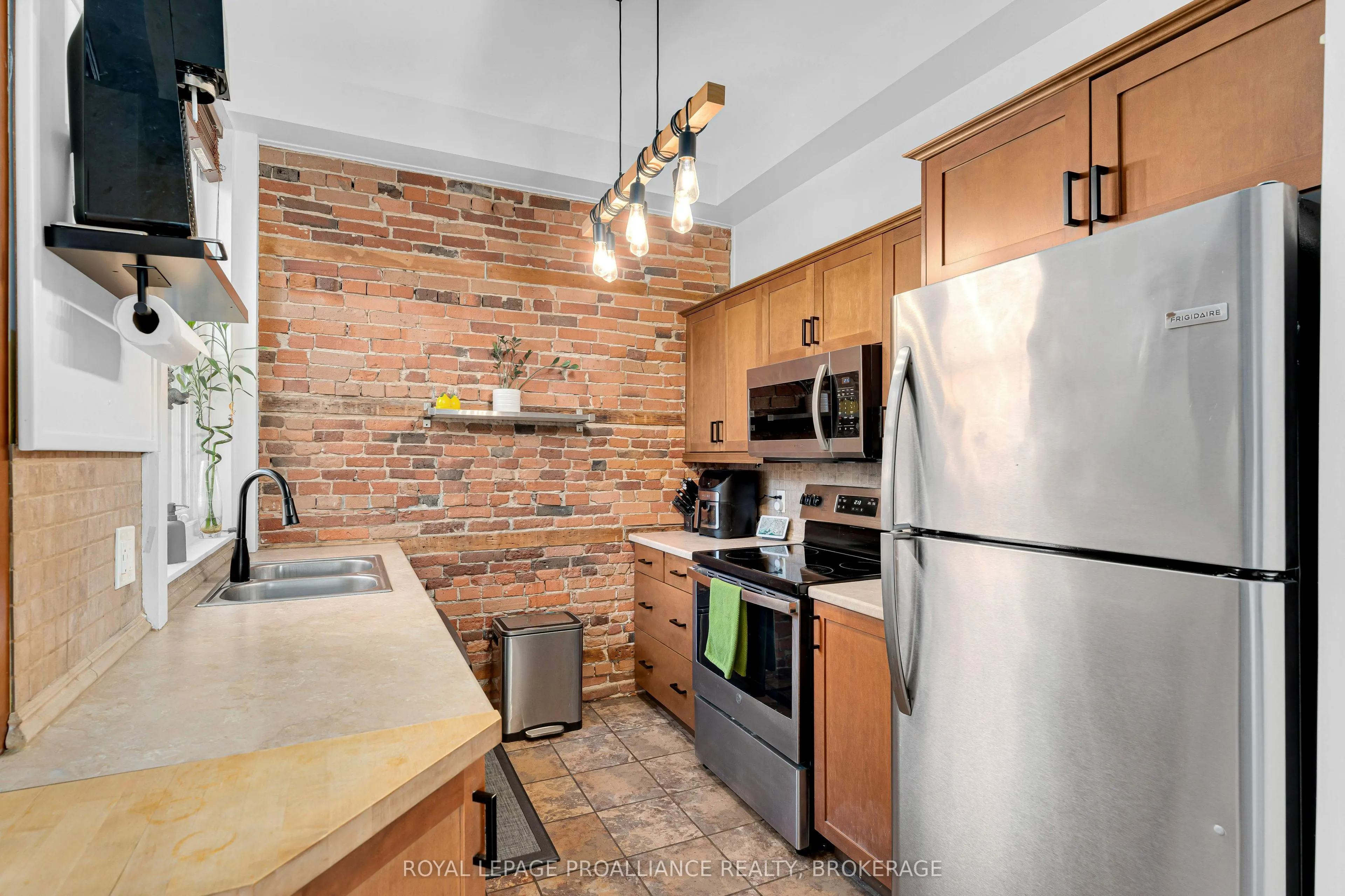 41 William Street #2