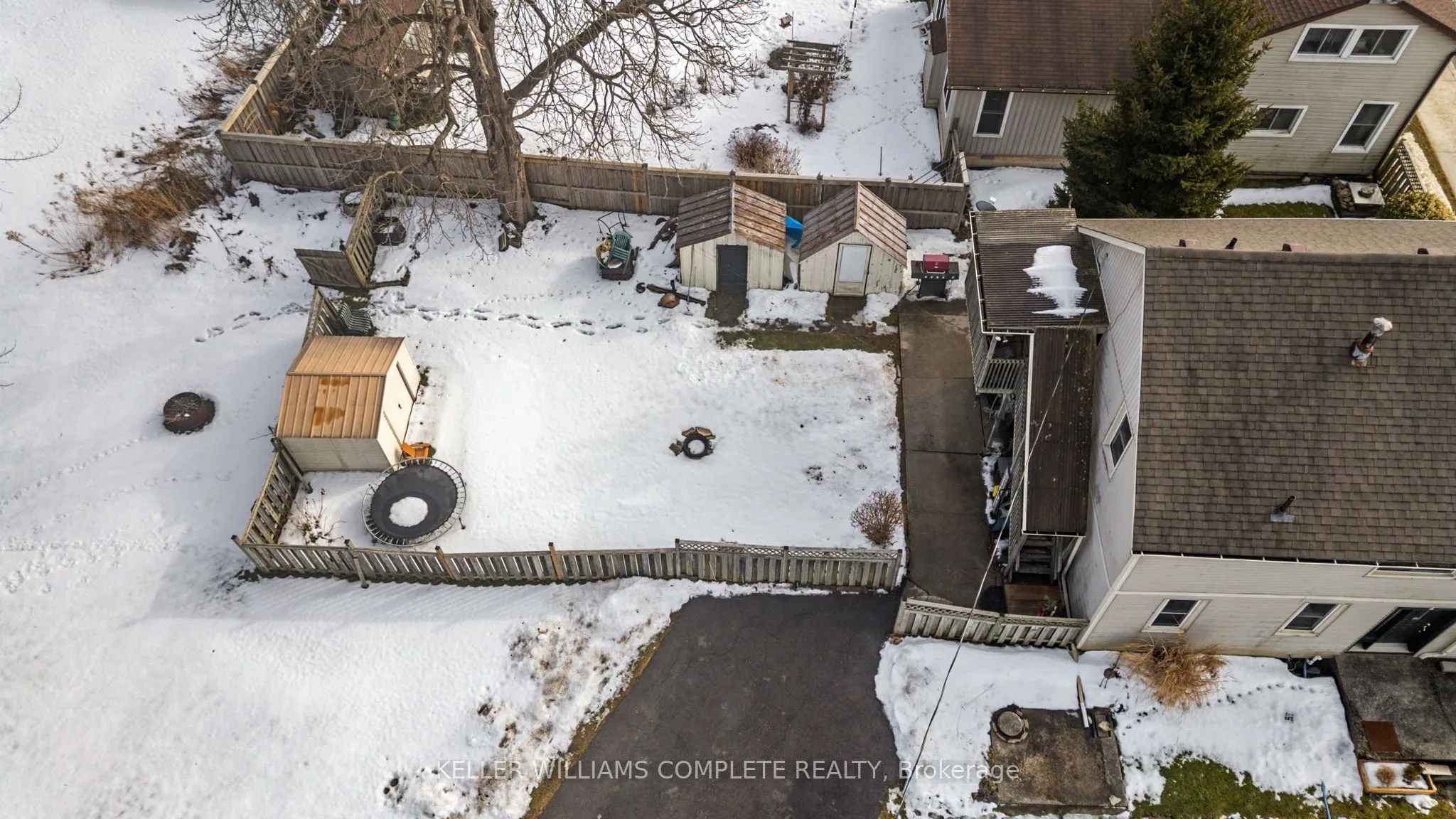 2 MILL Street E