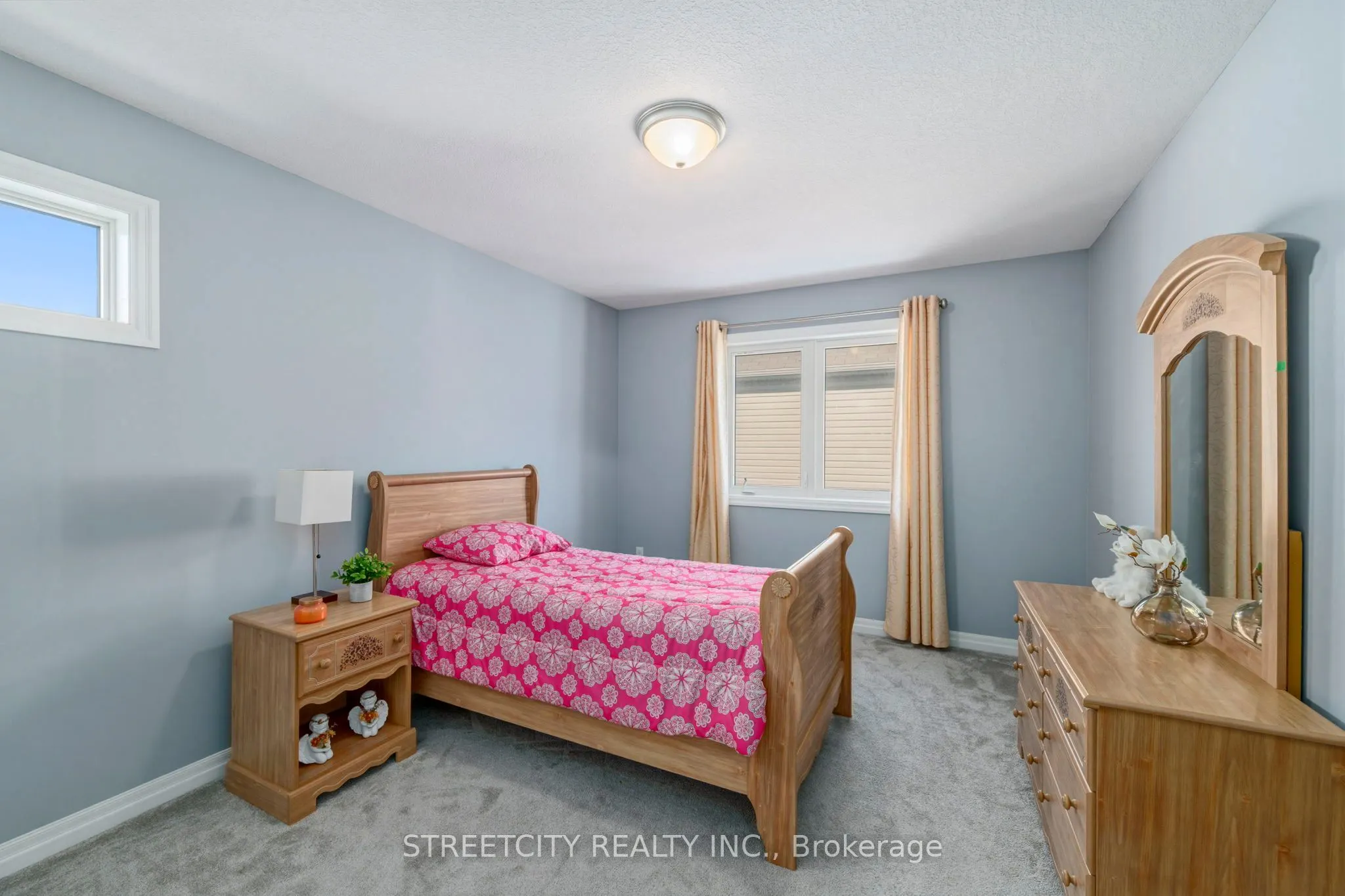 102 Timberwalk Trail