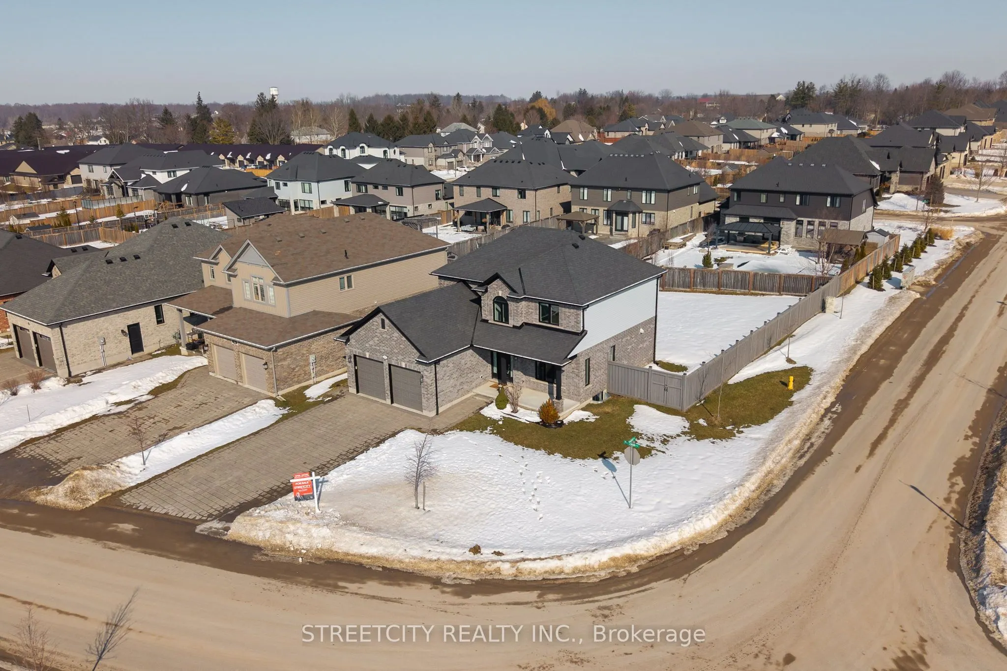 102 Timberwalk Trail