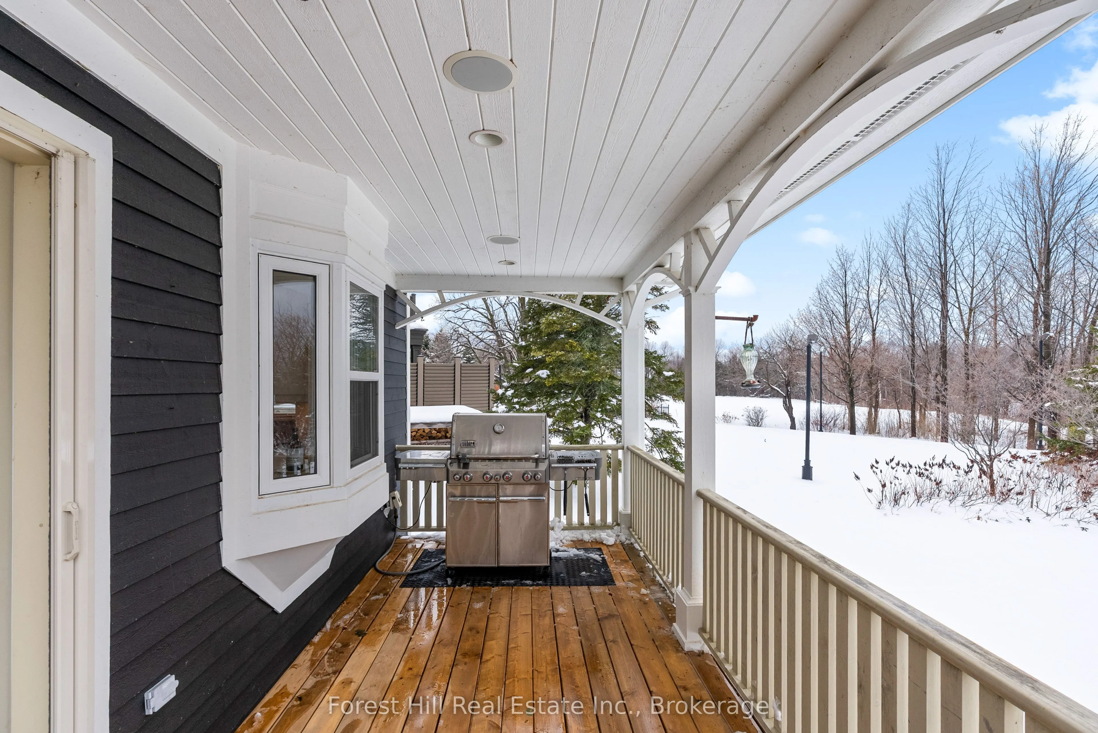 156 Snowbridge Way