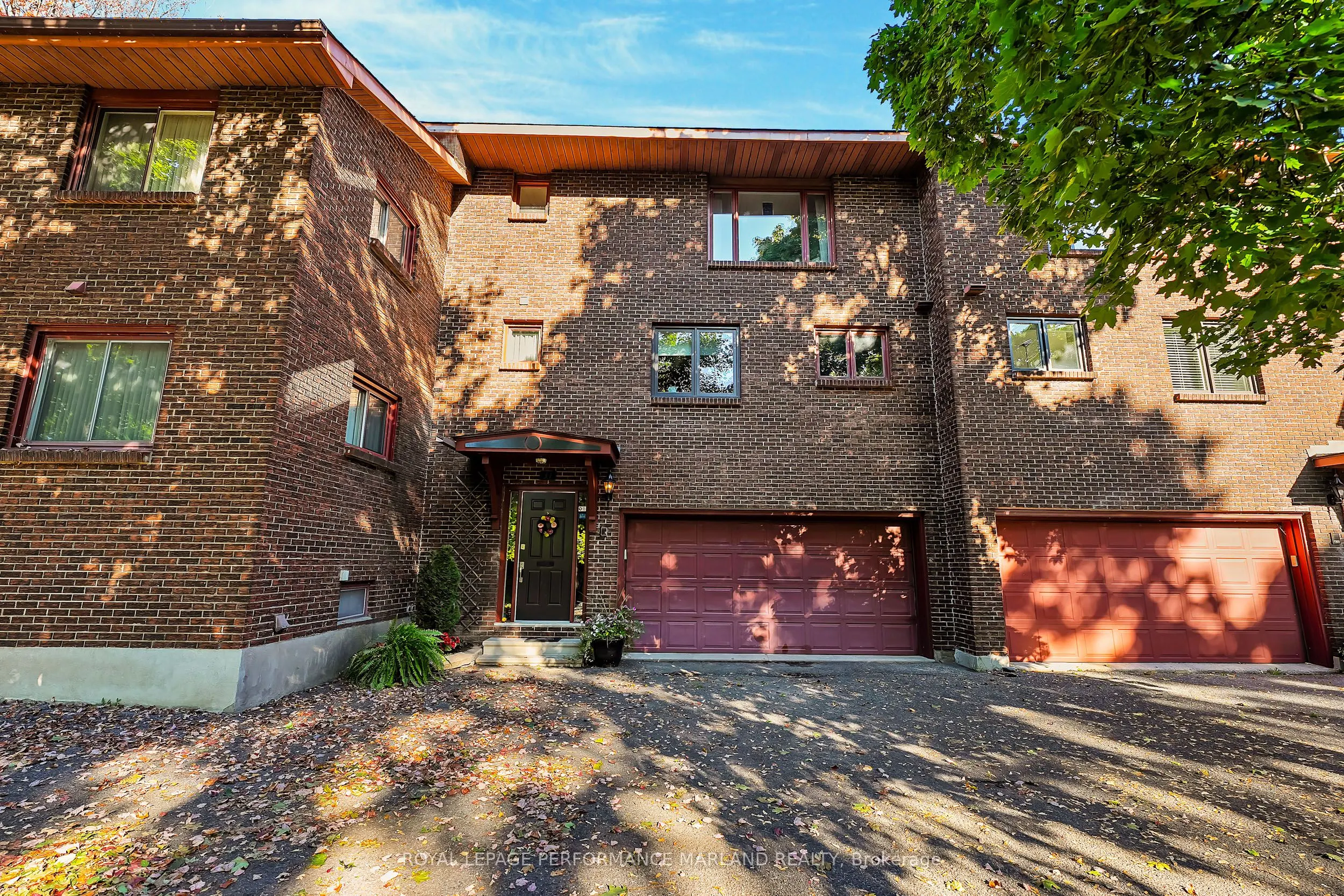 31 Aylen Avenue