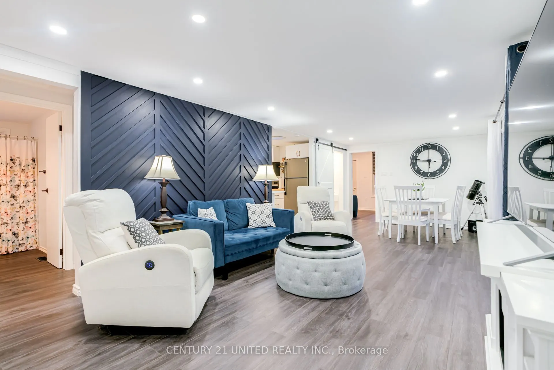32 Teds Lane
