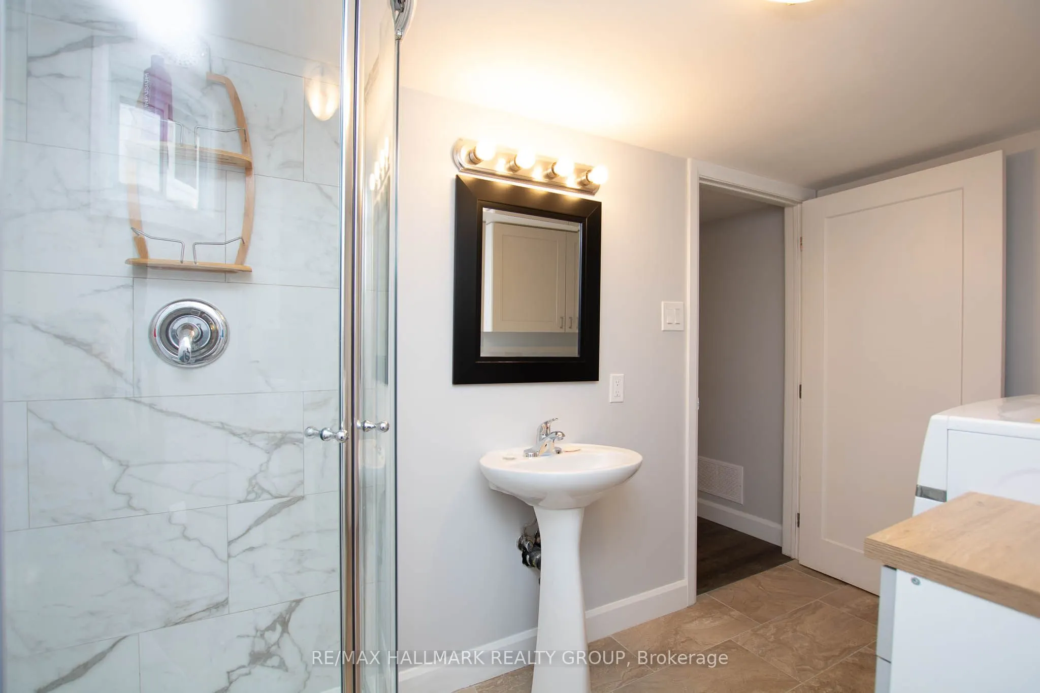 929 Merivale Road